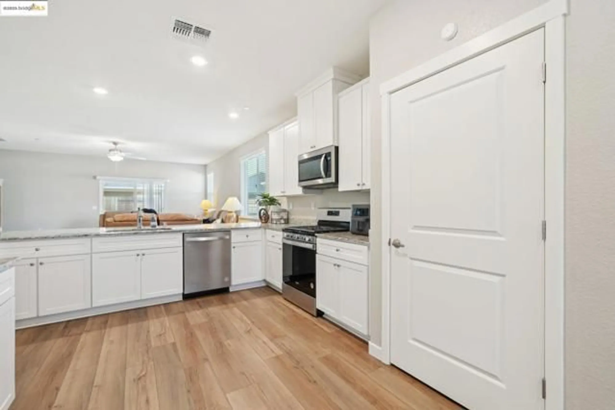 Property Slideshow image 10 of 44 | 2119 revival ln, Rio Vista, CA, 94571