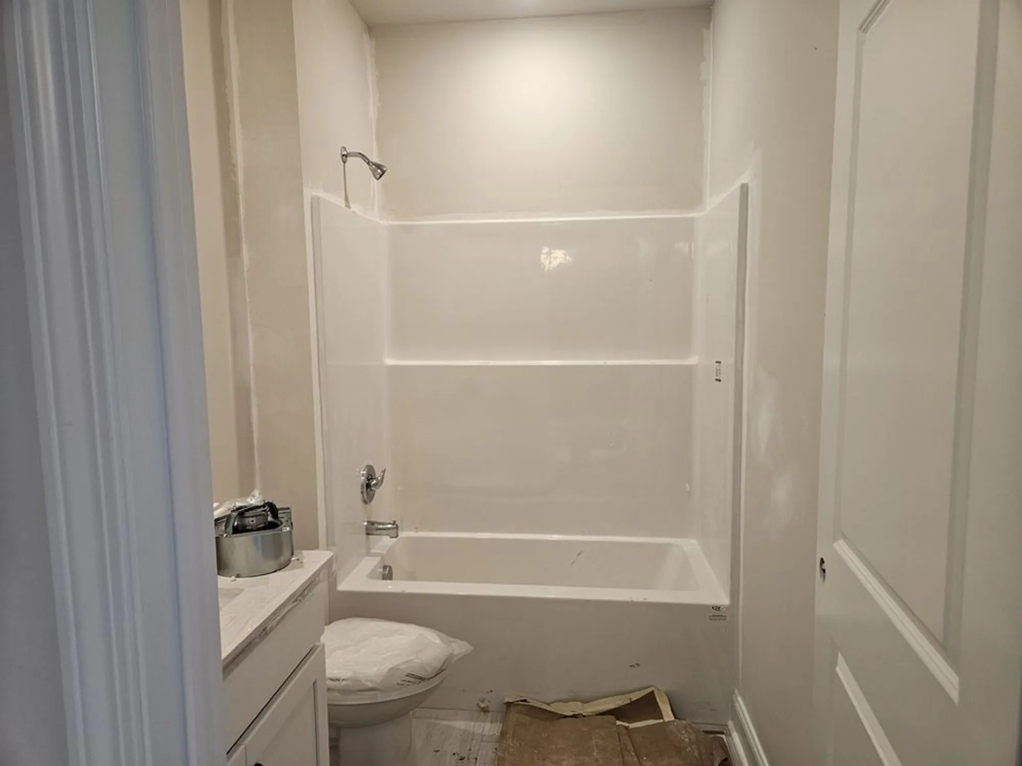 Property Slideshow image 8 of 34 | 356 stonehaus cir, Antioch, TN, 37013