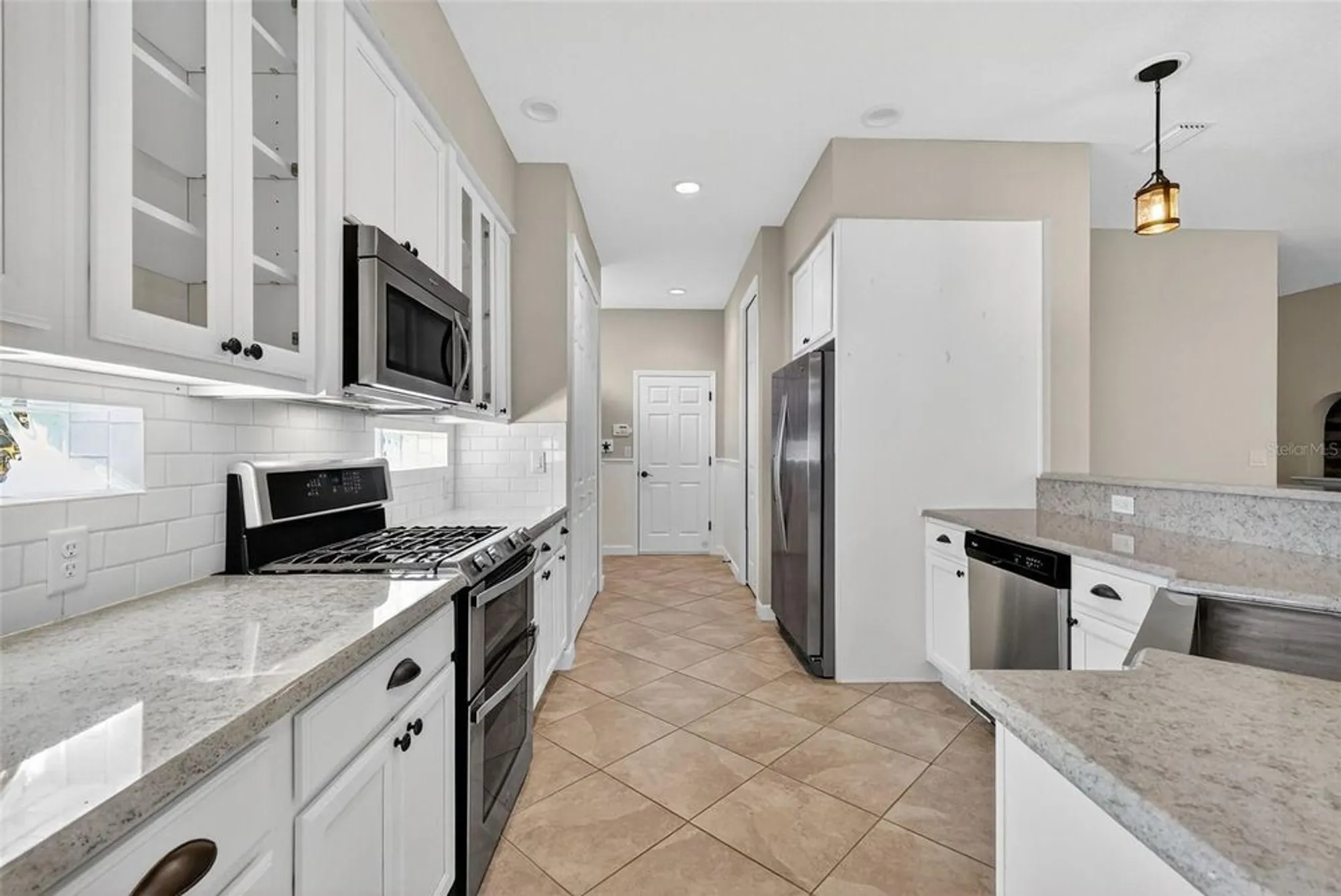Property Slideshow image 17 of 77 | 8852 bridgeport bay cir, Mount Dora, FL, 32757