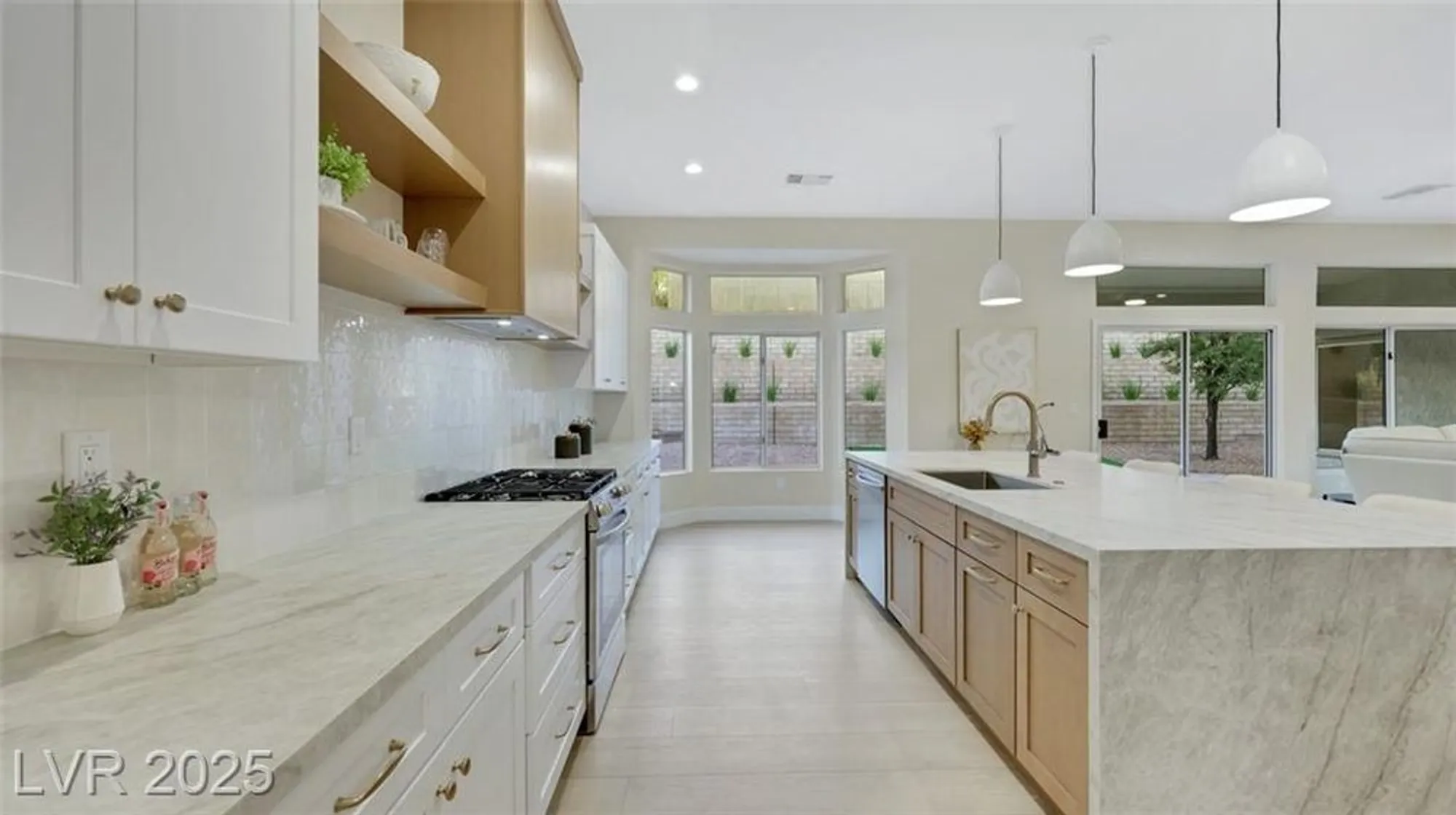 Property Slideshow image 7 of 39 | 3025 bonnie rock dr, Las Vegas, NV, 89134