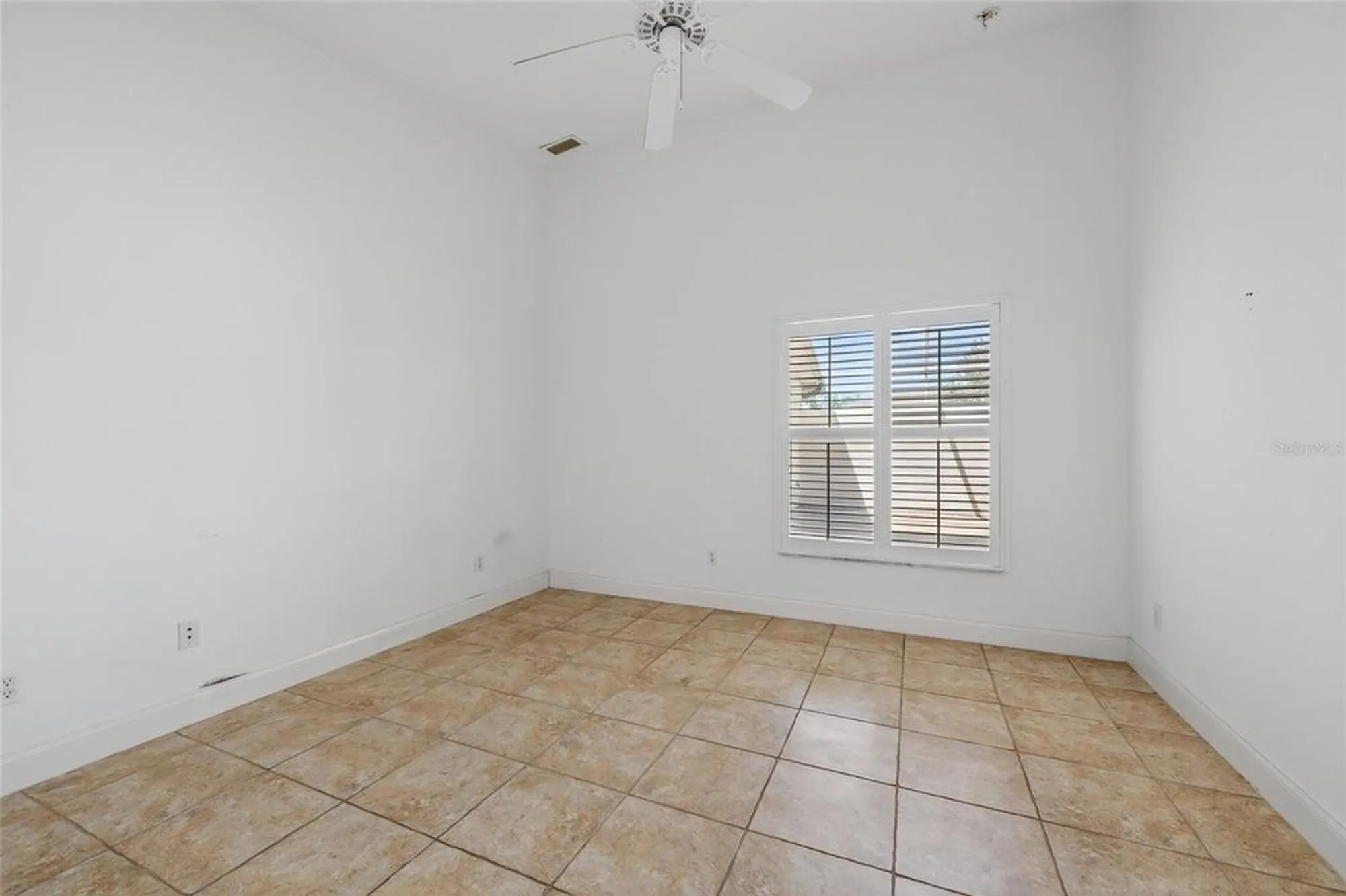 Property Slideshow image 25 of 30 | 5415 swordfern ct, Port Orange, FL, 32128