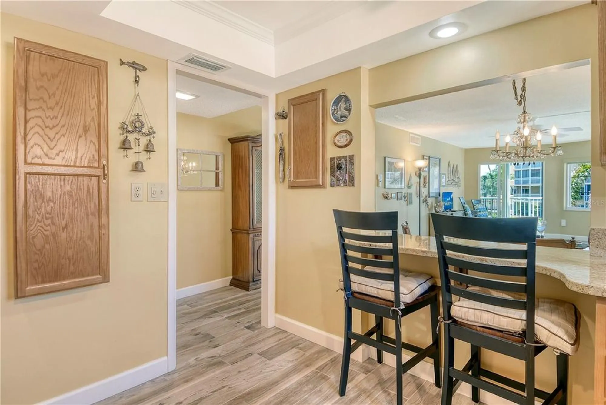 Property Slideshow image 21 of 62 | 1250 n portofino dr apt 208, Sarasota, FL, 34242