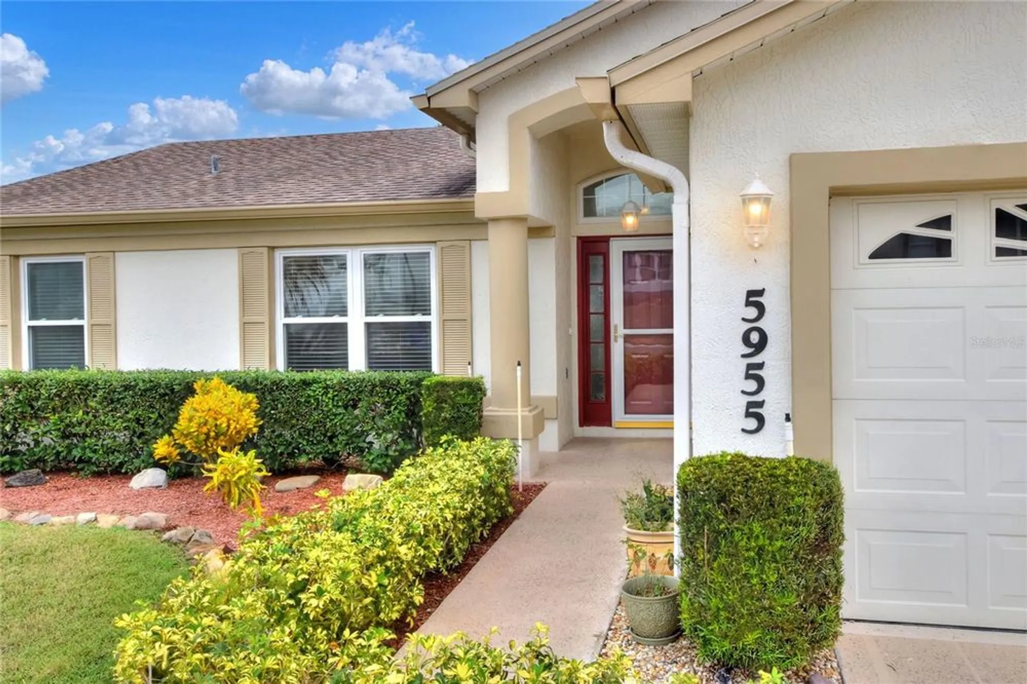 Property Slideshow image 5 of 44 | 5955 chickadee dr, Lakeland, FL, 33809