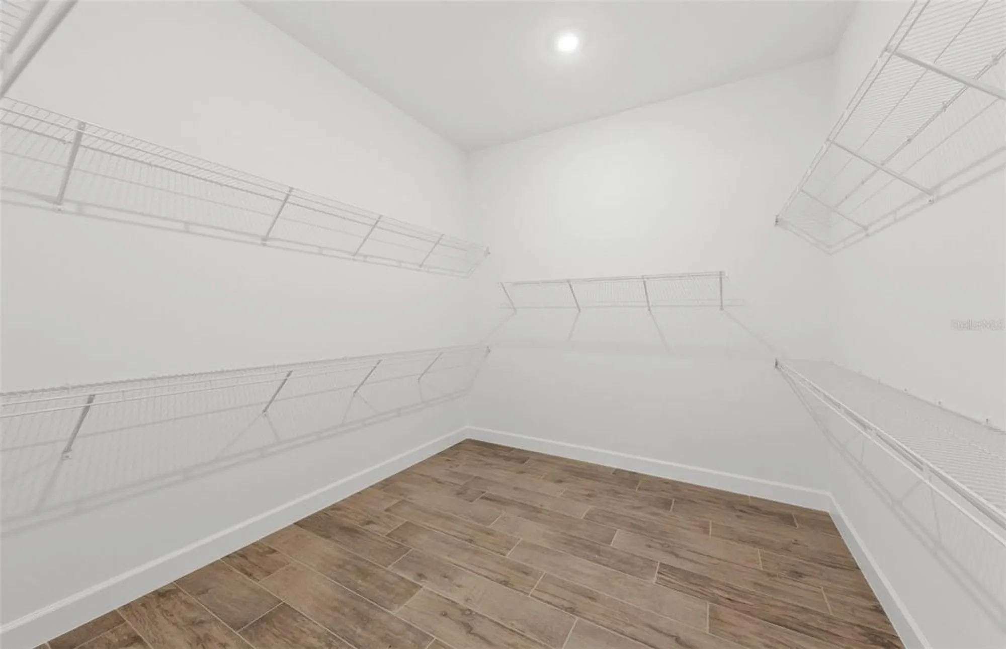 Property Slideshow image 24 of 37 | 5008 stoney point gln, Lakewood Ranch, FL, 34211