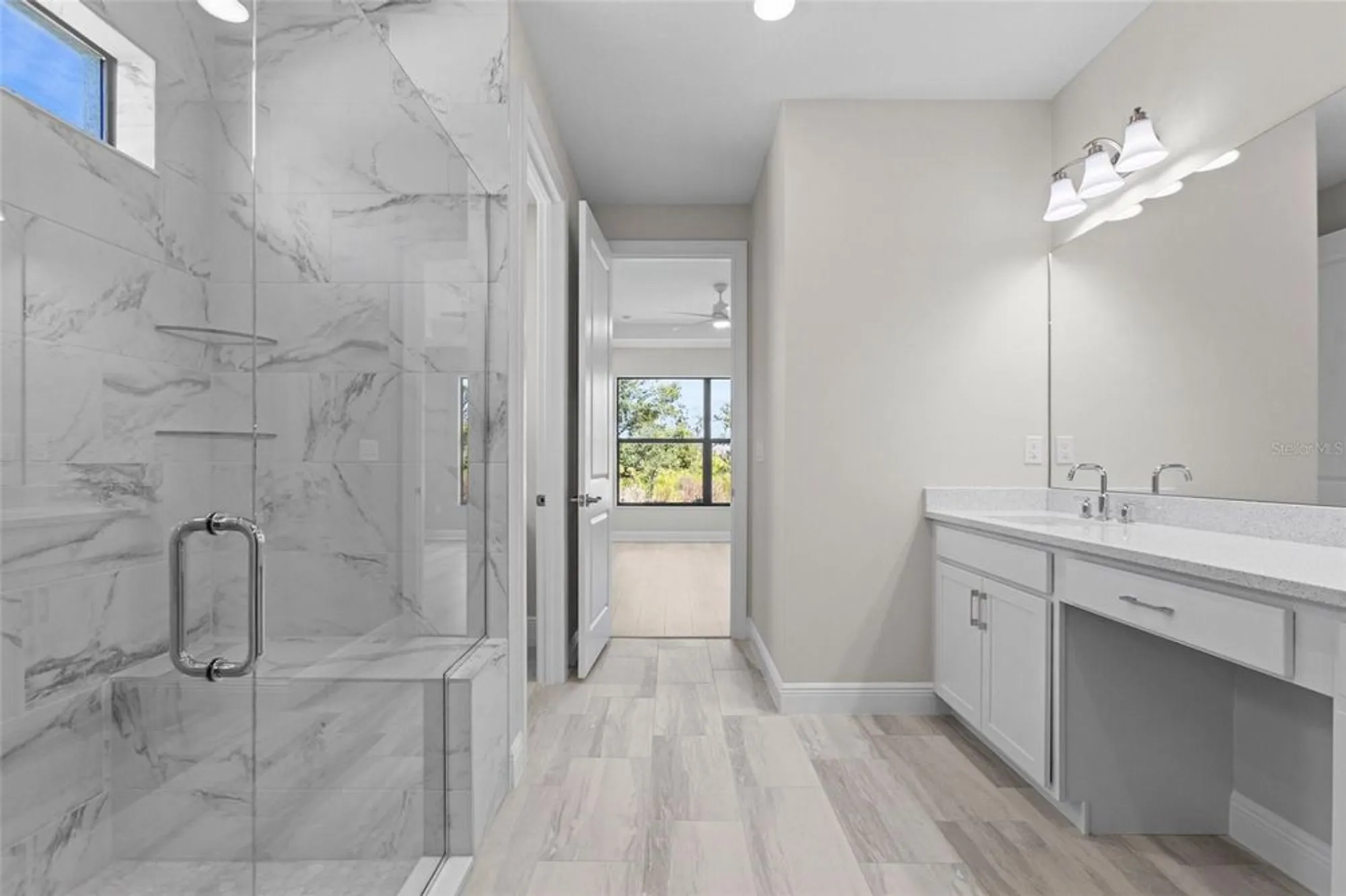 Property Slideshow image 7 of 49 | 4984 fairhope cir, Lakewood Ranch, FL, 34211