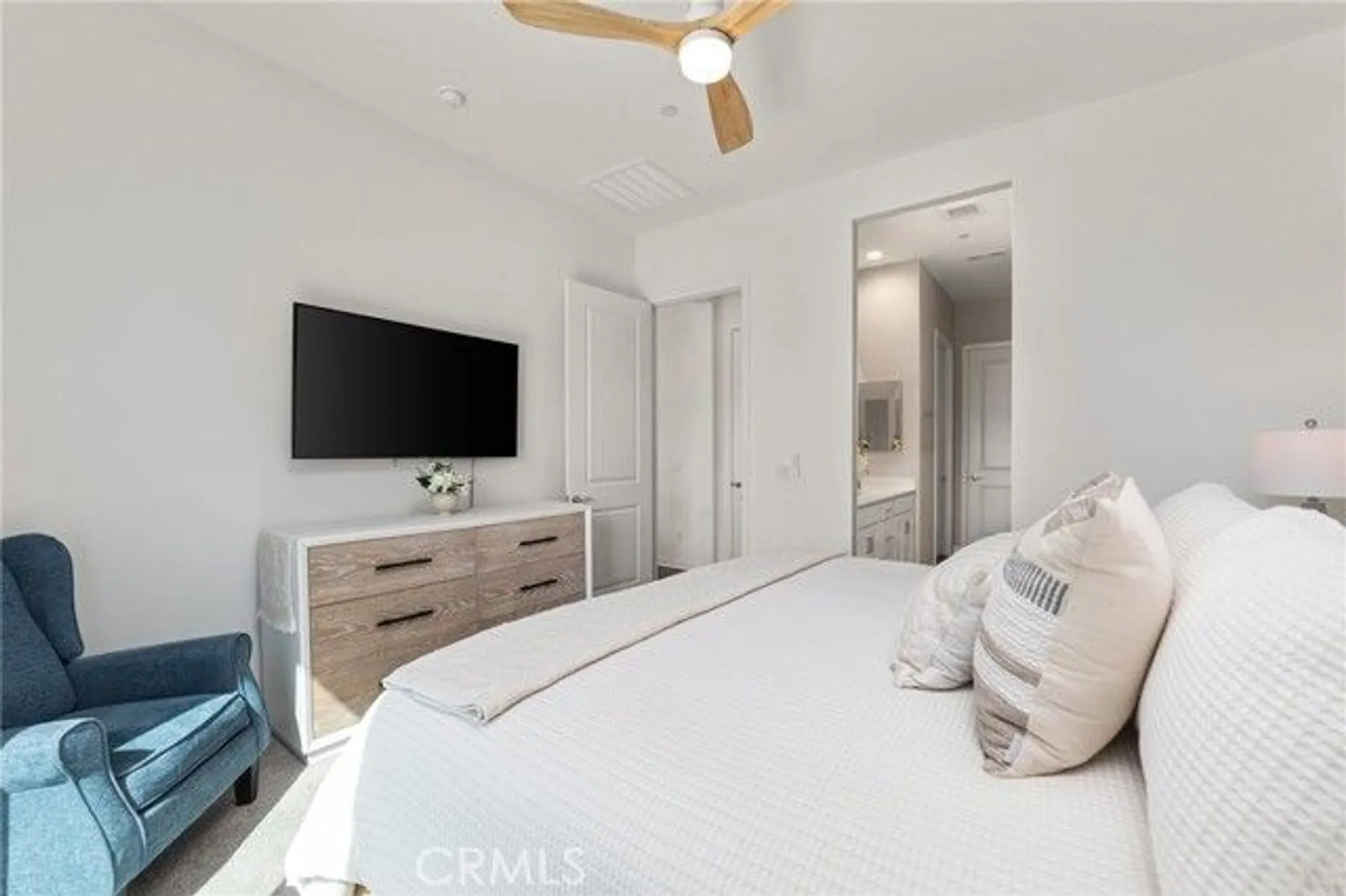 Property Slideshow image 10 of 22 | 11907 greenpeak st, Corona, CA, 92883