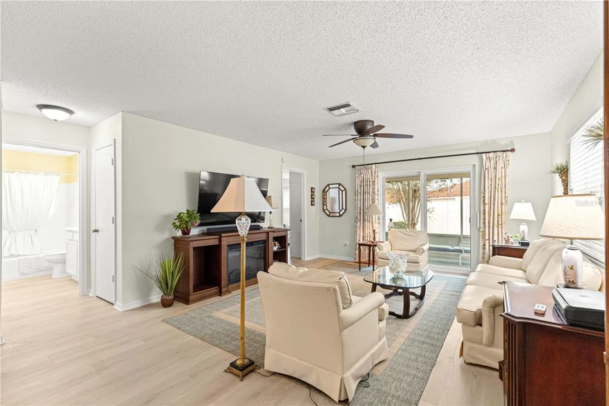 Property Slideshow image 9 of 31 | 729 hernandez dr, The Villages, FL, 32159