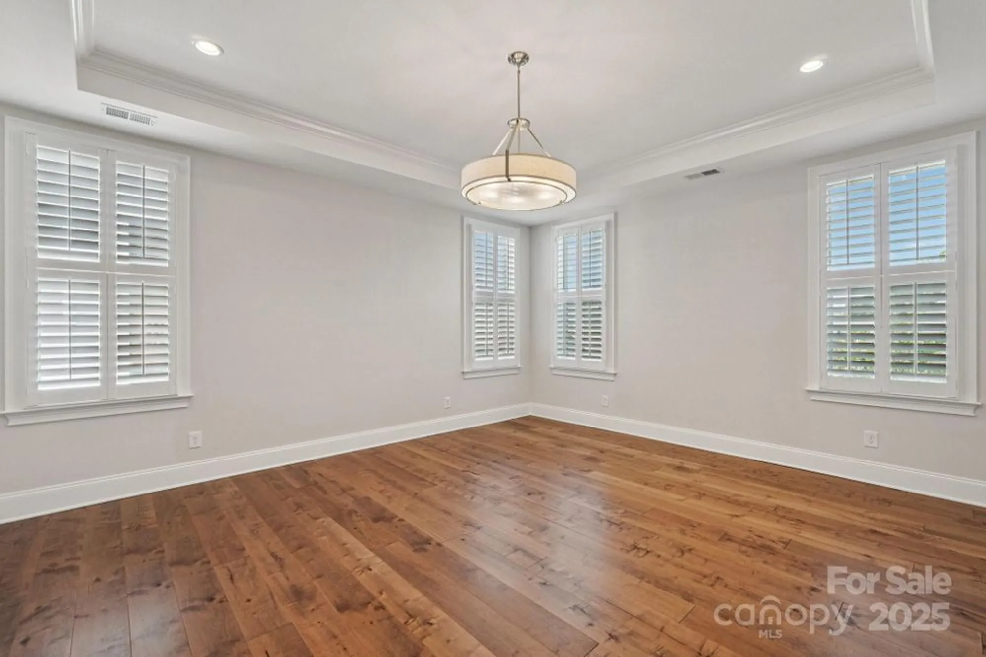 Property Slideshow image 23 of 47 | 45528 misty bluff dr, Charlotte, NC, 28278