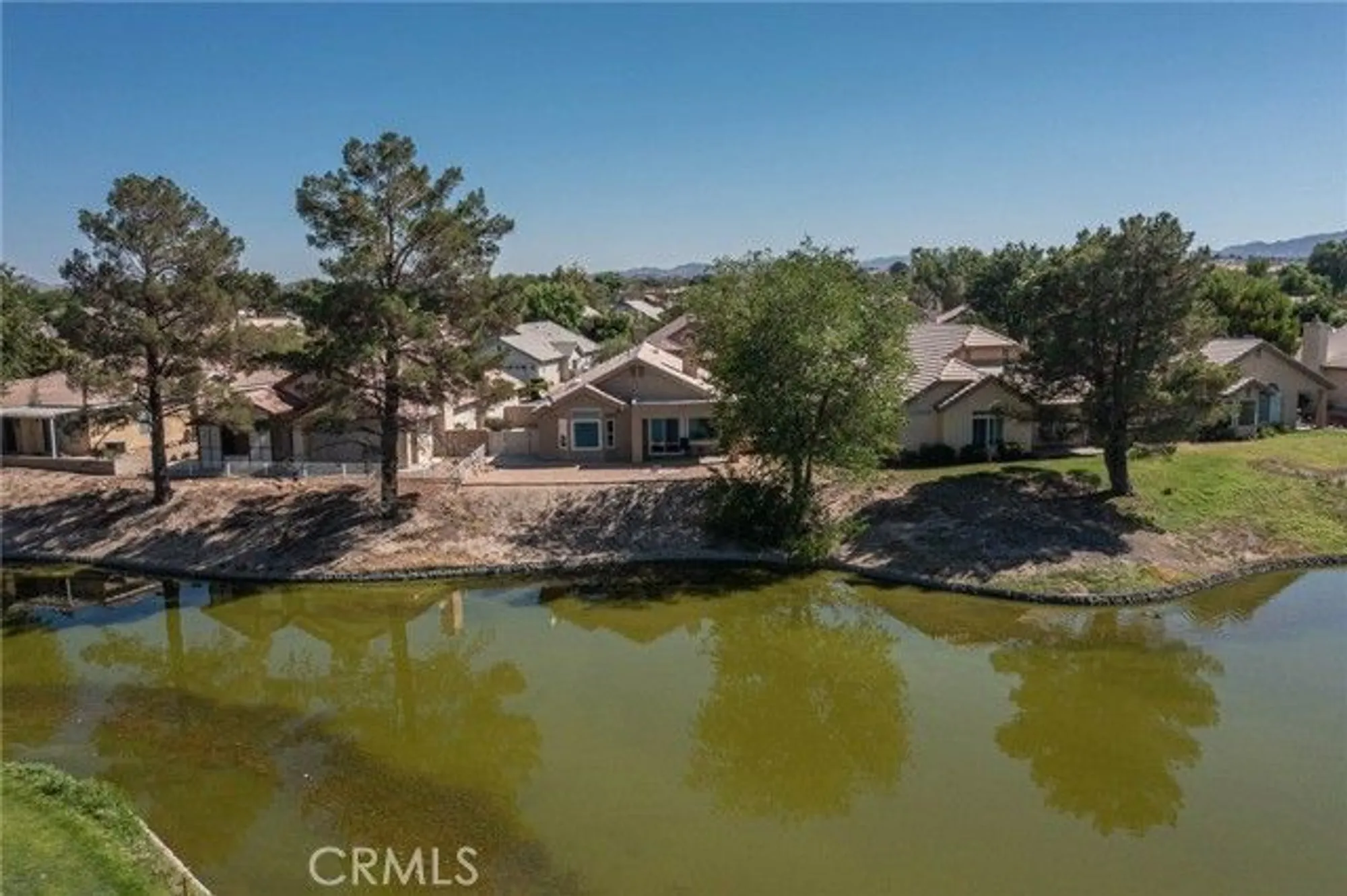 Property Slideshow image 7 of 43 | 11342 sawgrass bnd, Apple Valley, CA, 92308