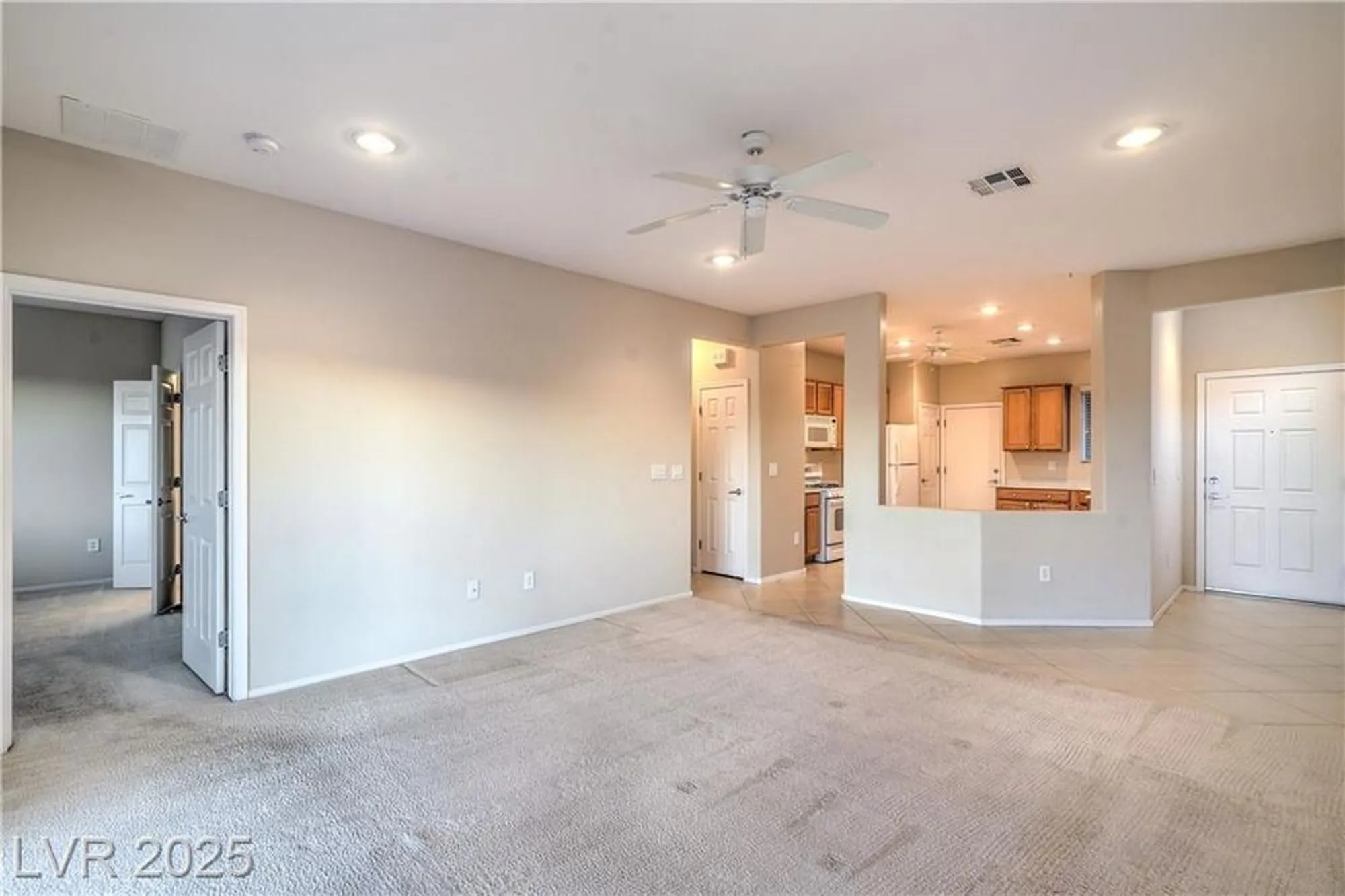 Property Slideshow image 7 of 55 | 2504 ashen light dr, Henderson, NV, 89044