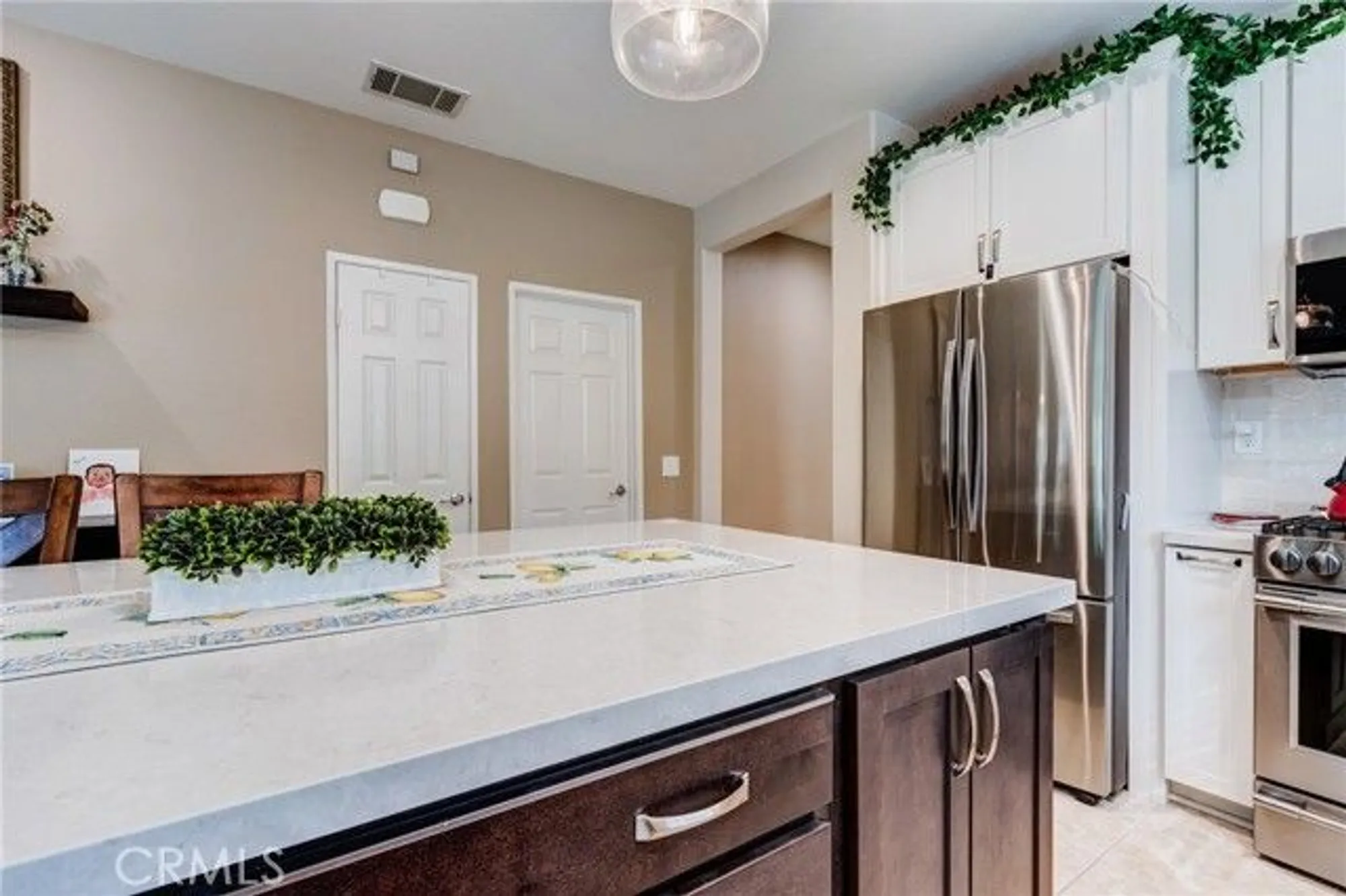 Property Slideshow image 14 of 75 | 28174 glenside ct, Menifee, CA, 92584