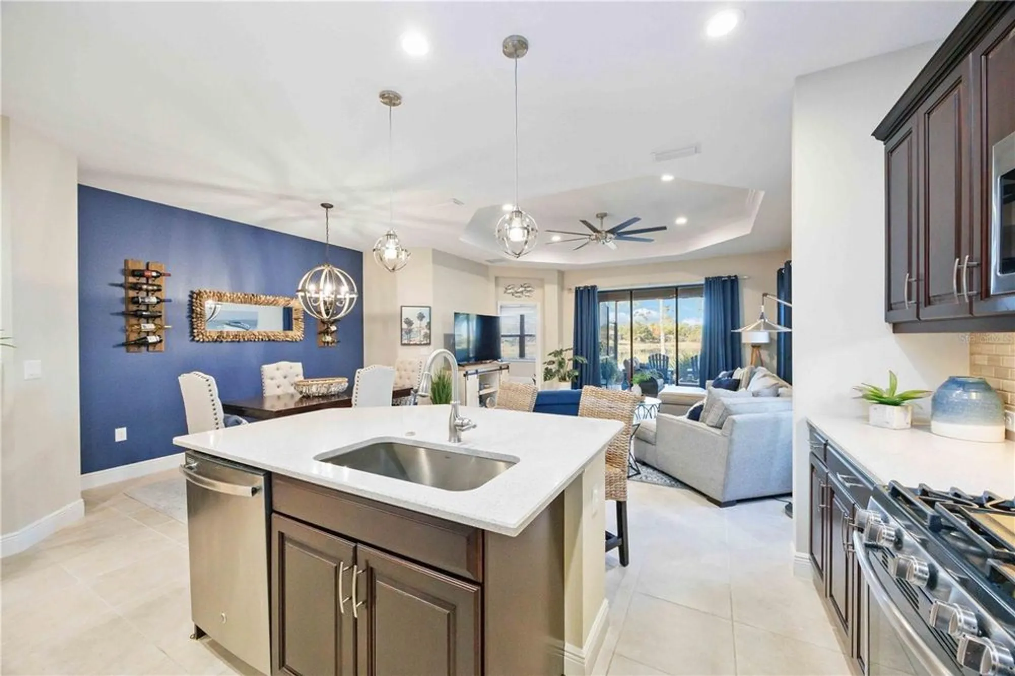 Property Slideshow image 23 of 70 | 21625 avon park ct, Venice, FL, 34293