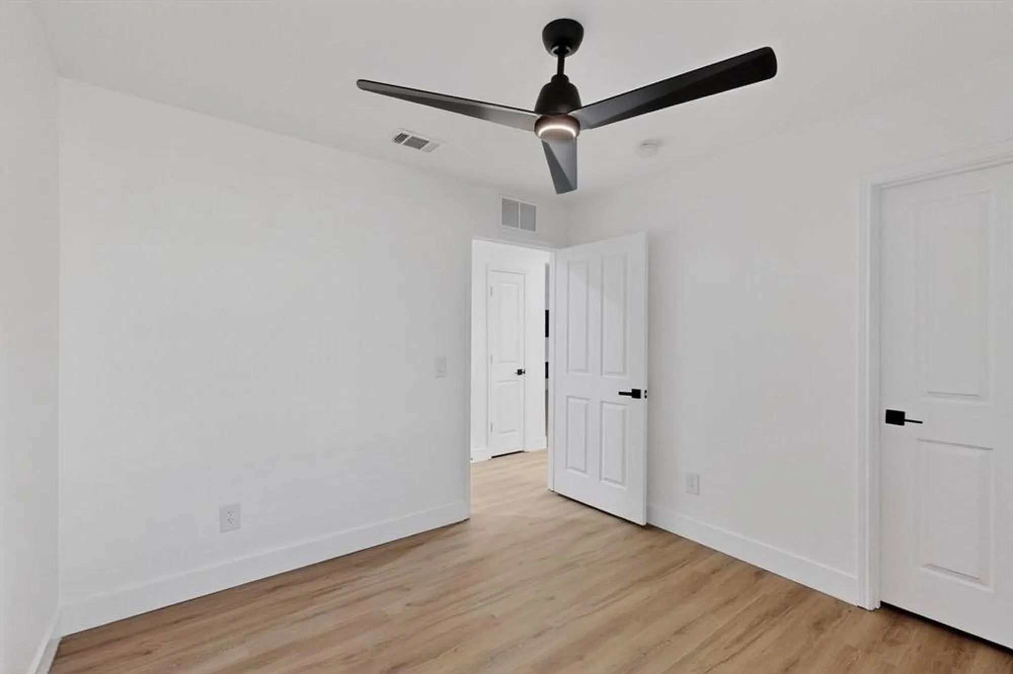 Property Slideshow image 24 of 33 | 1368 troon dr, Frisco, TX, 75036