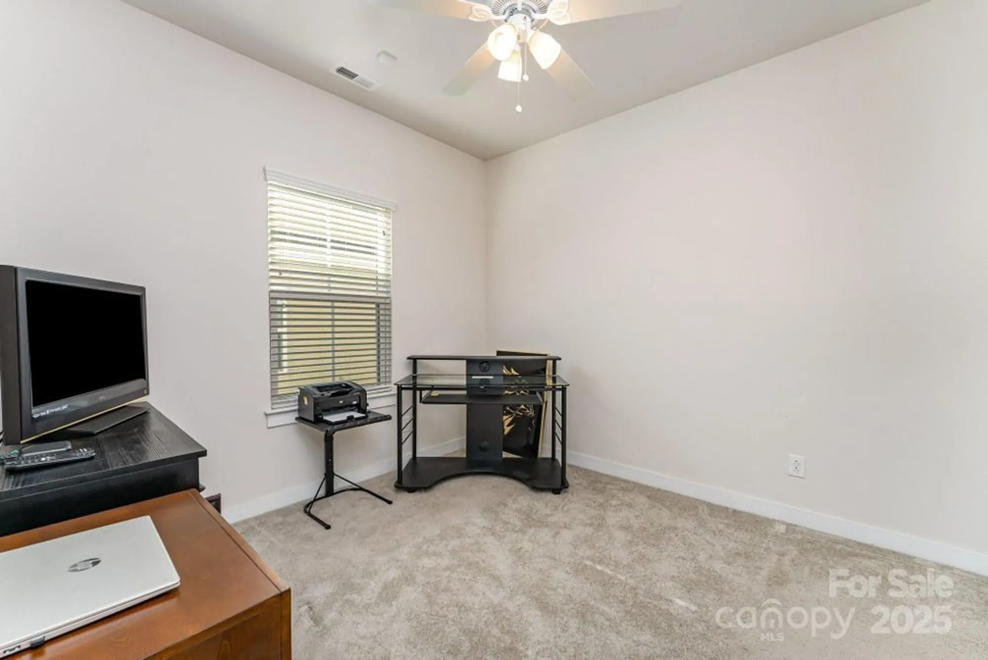 Property Slideshow image 17 of 24 | 10356 black locust ln, Charlotte, NC, 28215