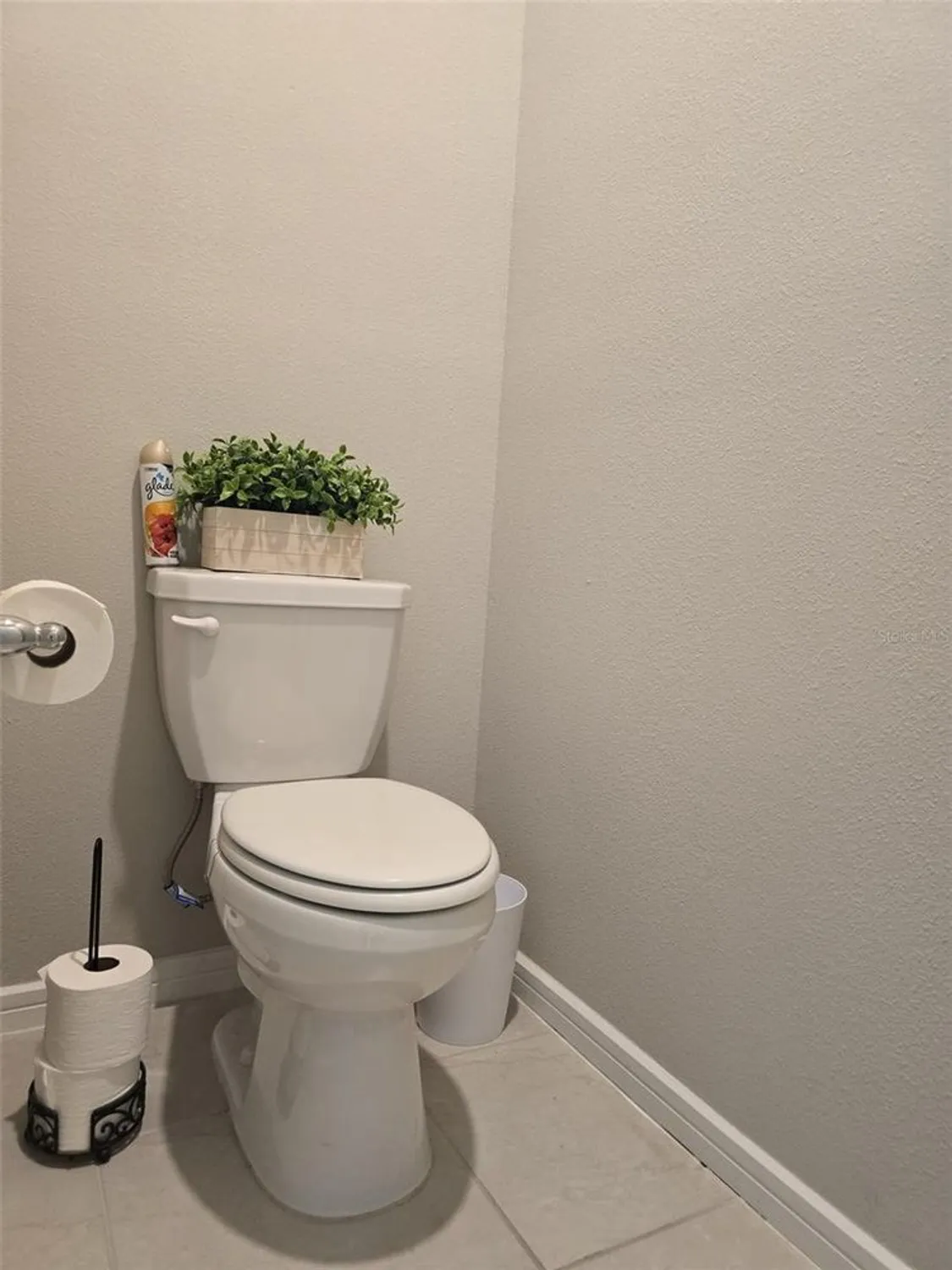 Property Slideshow image 25 of 42 | 1973 spring shower cir, Kissimmee, FL, 34744