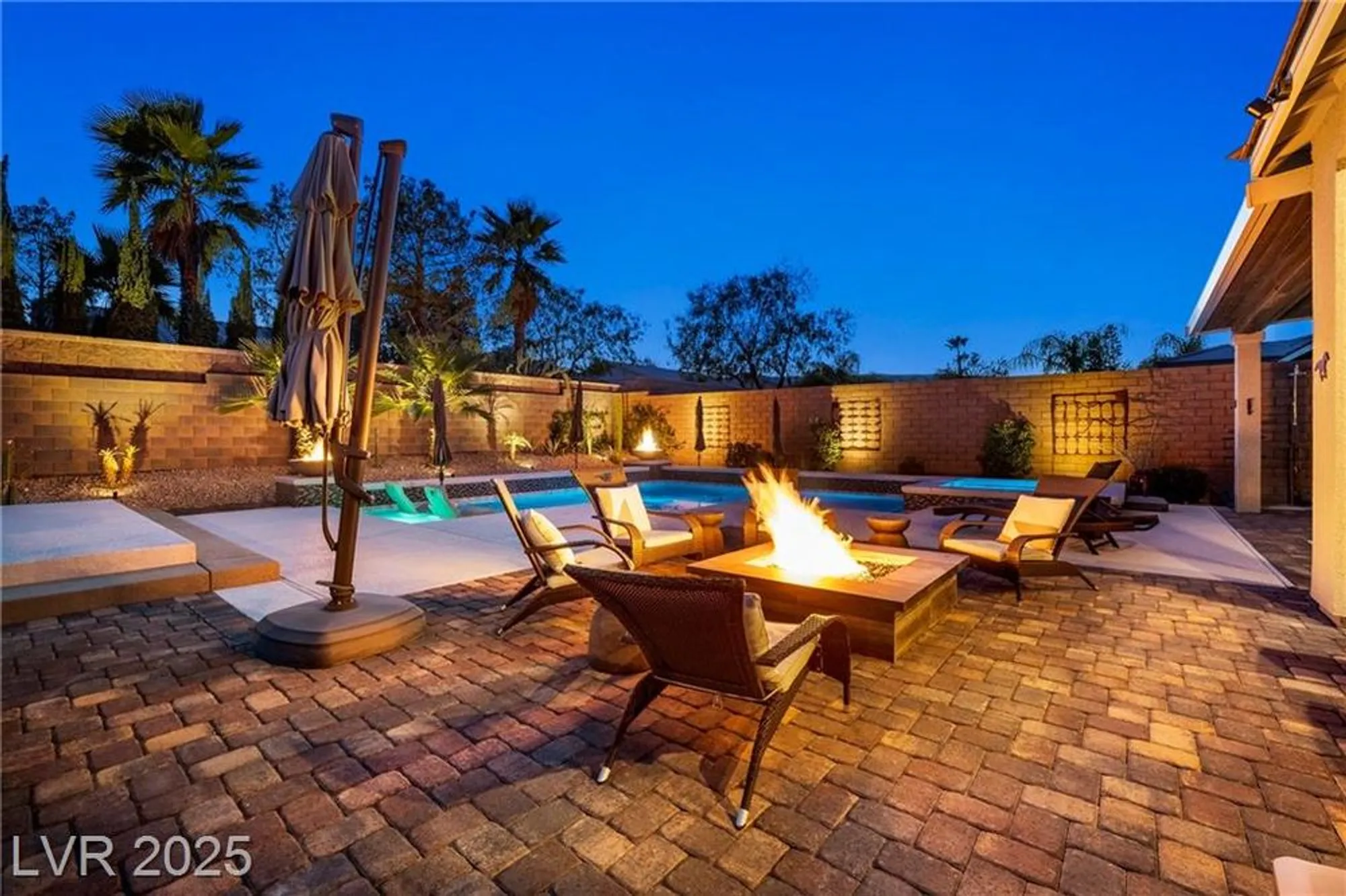 Property Slideshow image 25 of 45 | 10631 silver pond ave, Las Vegas, NV, 89135