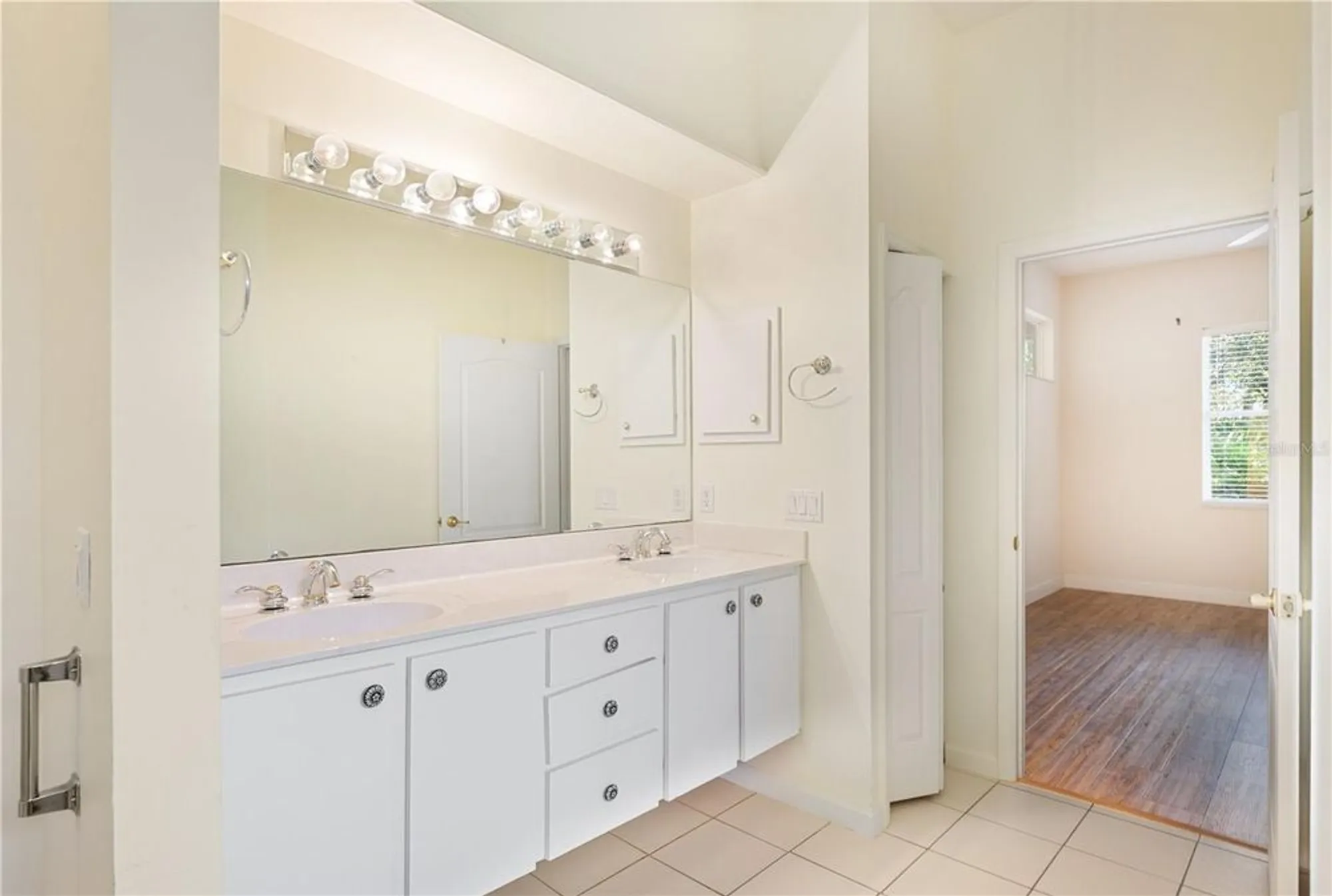 Property Slideshow image 36 of 50 | 1318 asher ct, Ormond Beach, FL, 32174