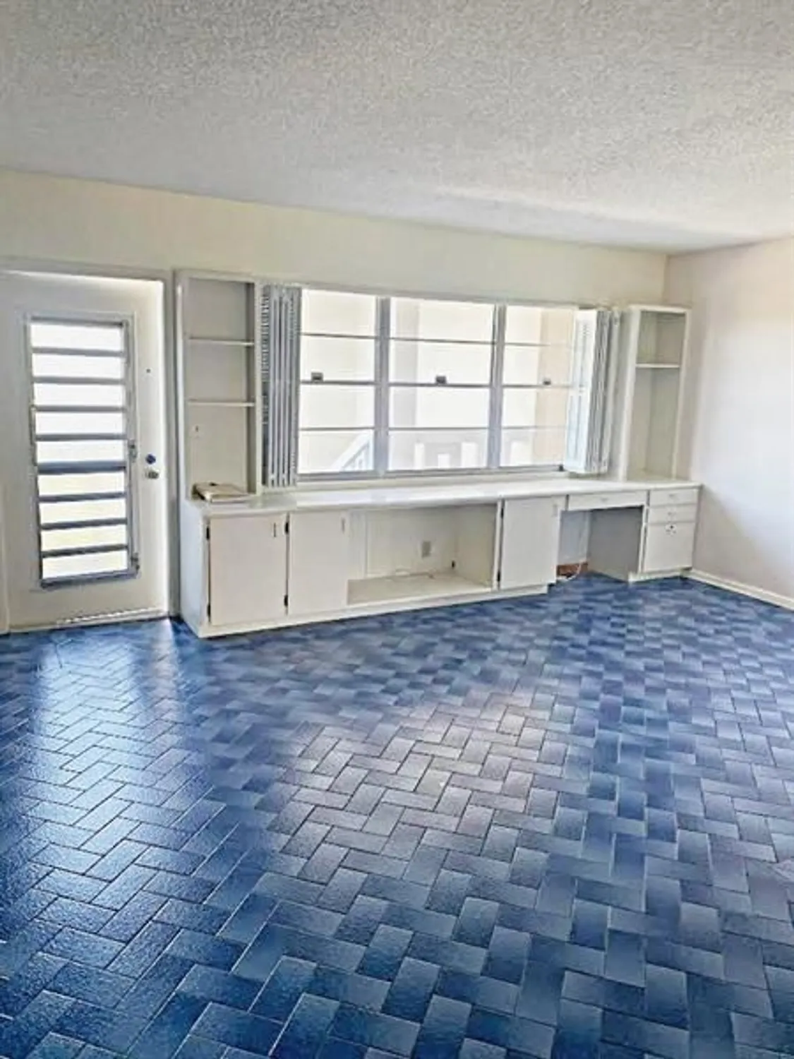 Property Slideshow image 10 of 60 | 408 grantham a # 408, Deerfield Beach, FL, 33442