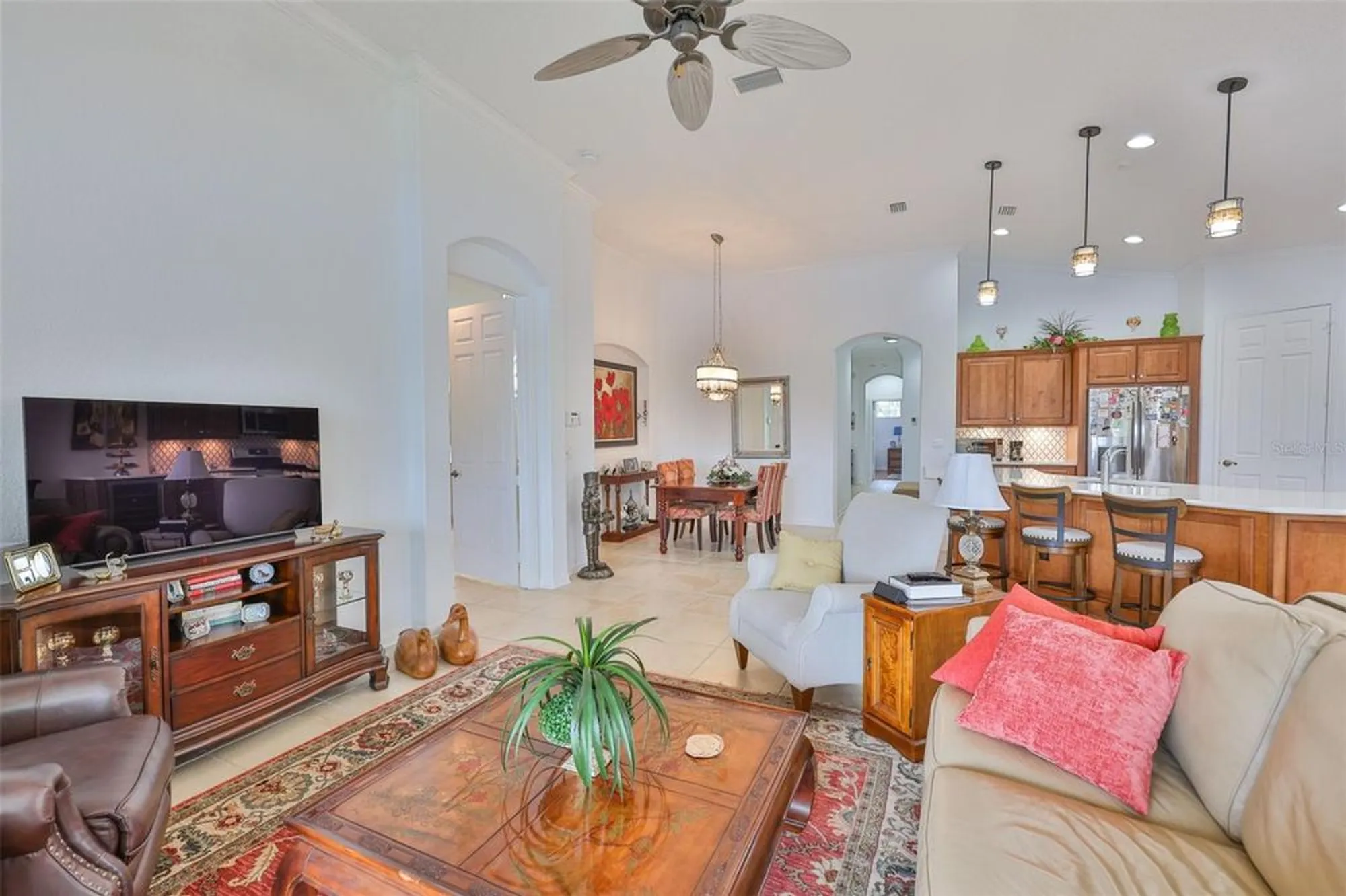 Property Slideshow image 18 of 57 | 1360 emerald dunes dr, Sun City Center, FL, 33573