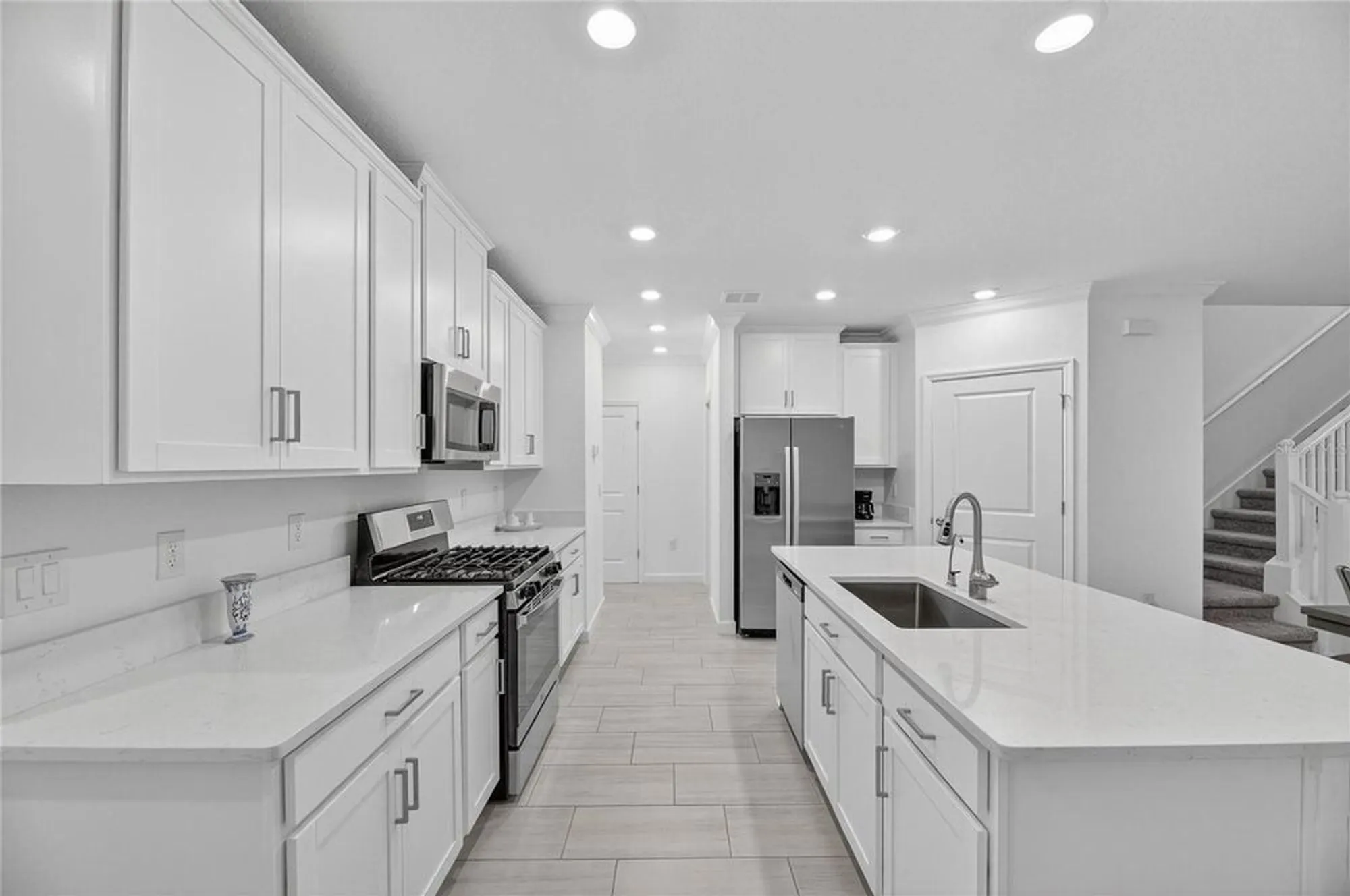 Property Slideshow image 11 of 80 | 17334 holly well ave, Wimauma, FL, 33598