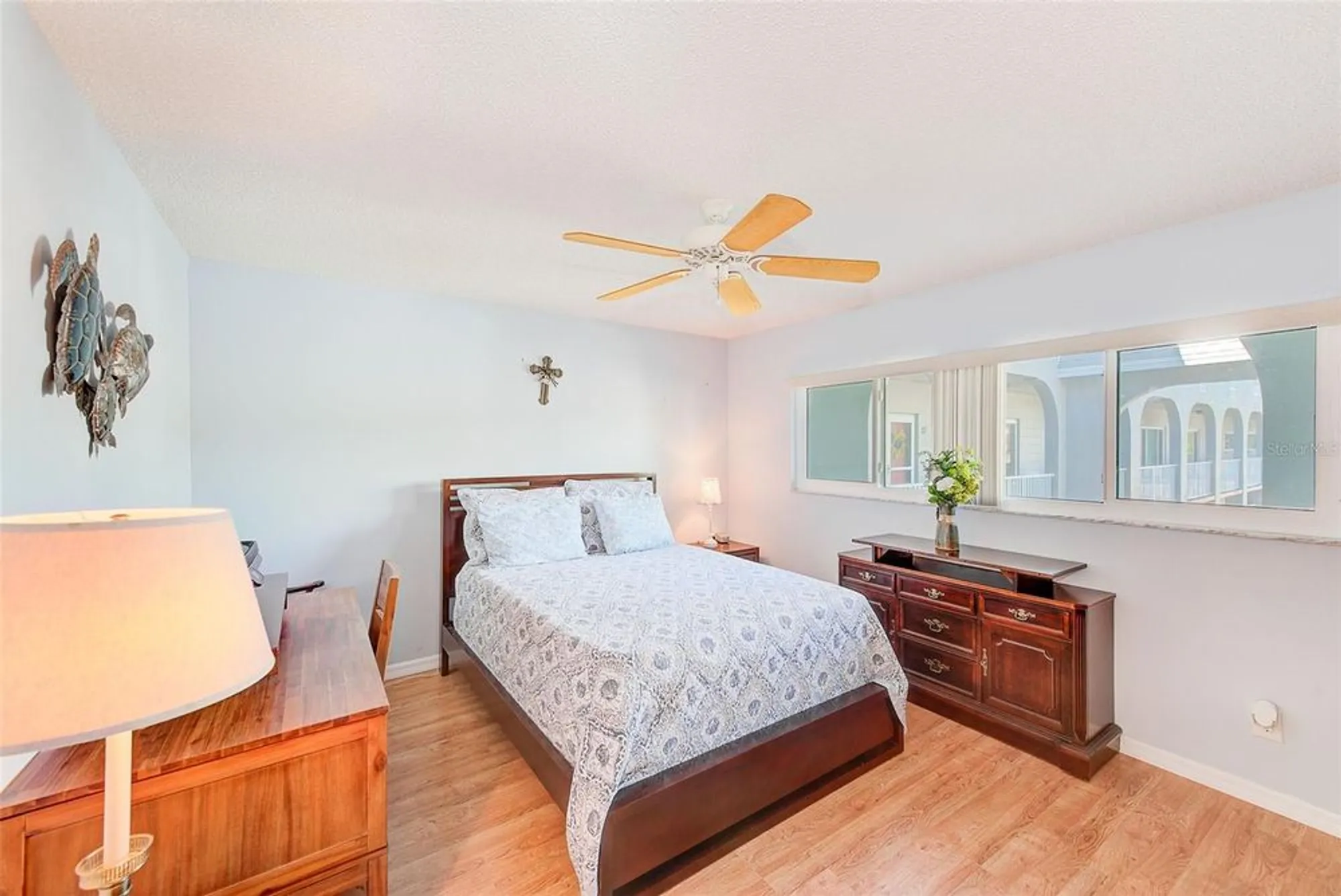 Property Slideshow image 17 of 43 | 2229 americus blvd 25, Clearwater, FL, 33763