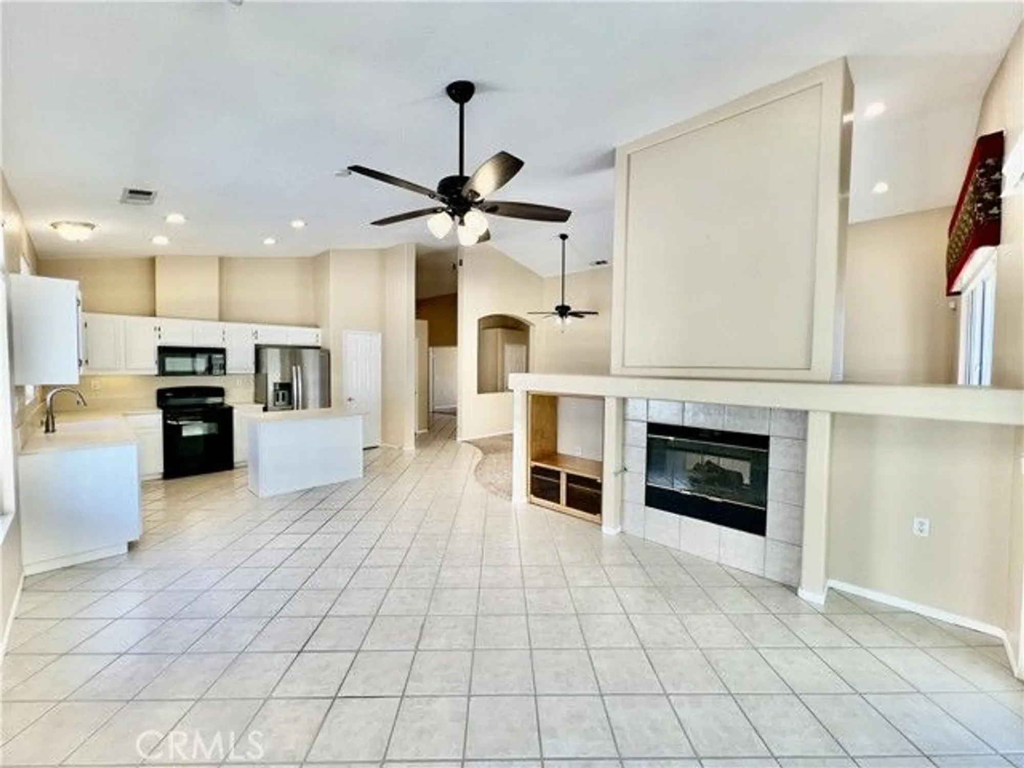 Property Slideshow image 14 of 34 | 26933 circus dr, Menifee, CA, 92585