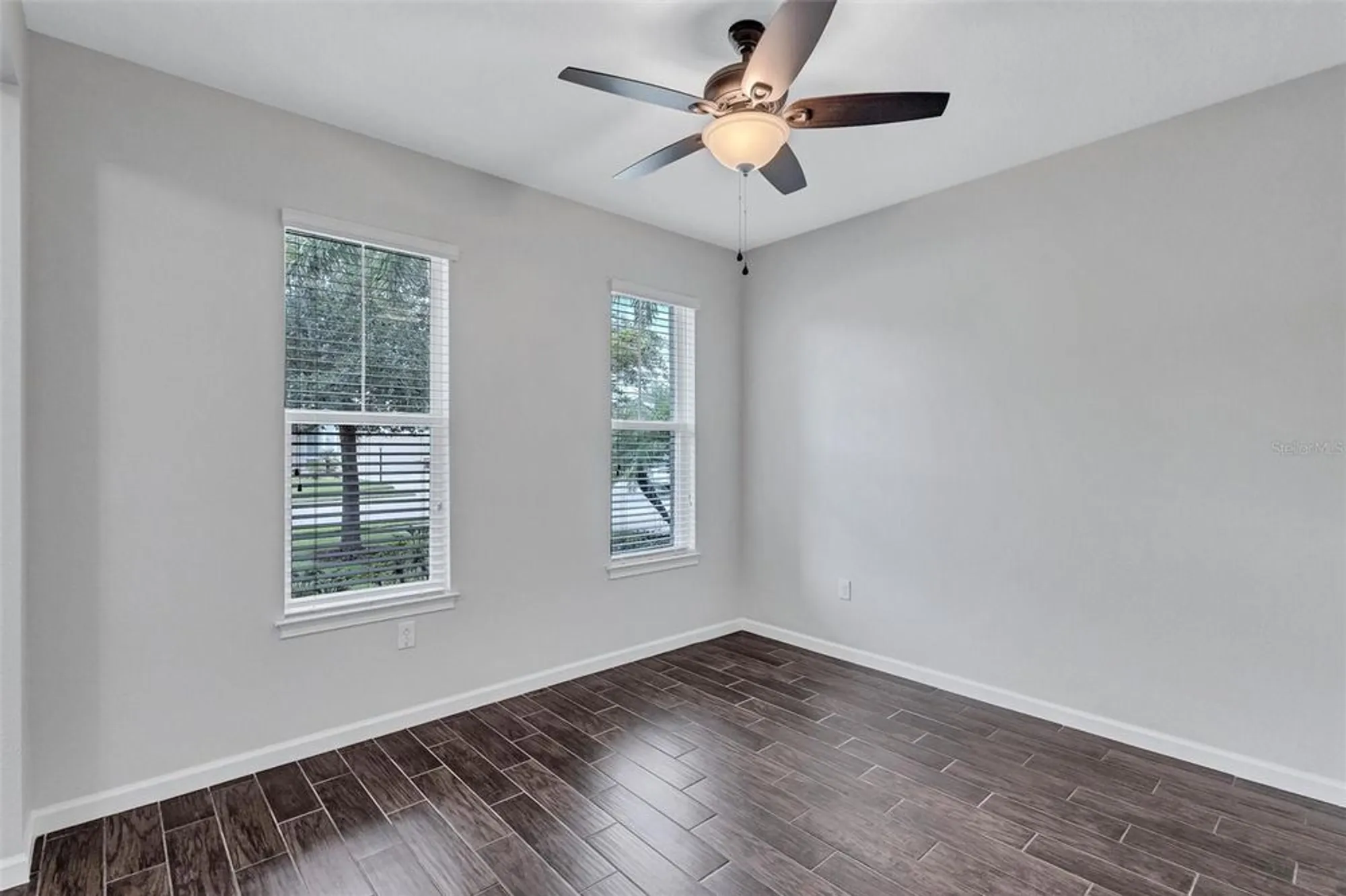 Property Slideshow image 5 of 55 | 5221 horizon cv, Bradenton, FL, 34211