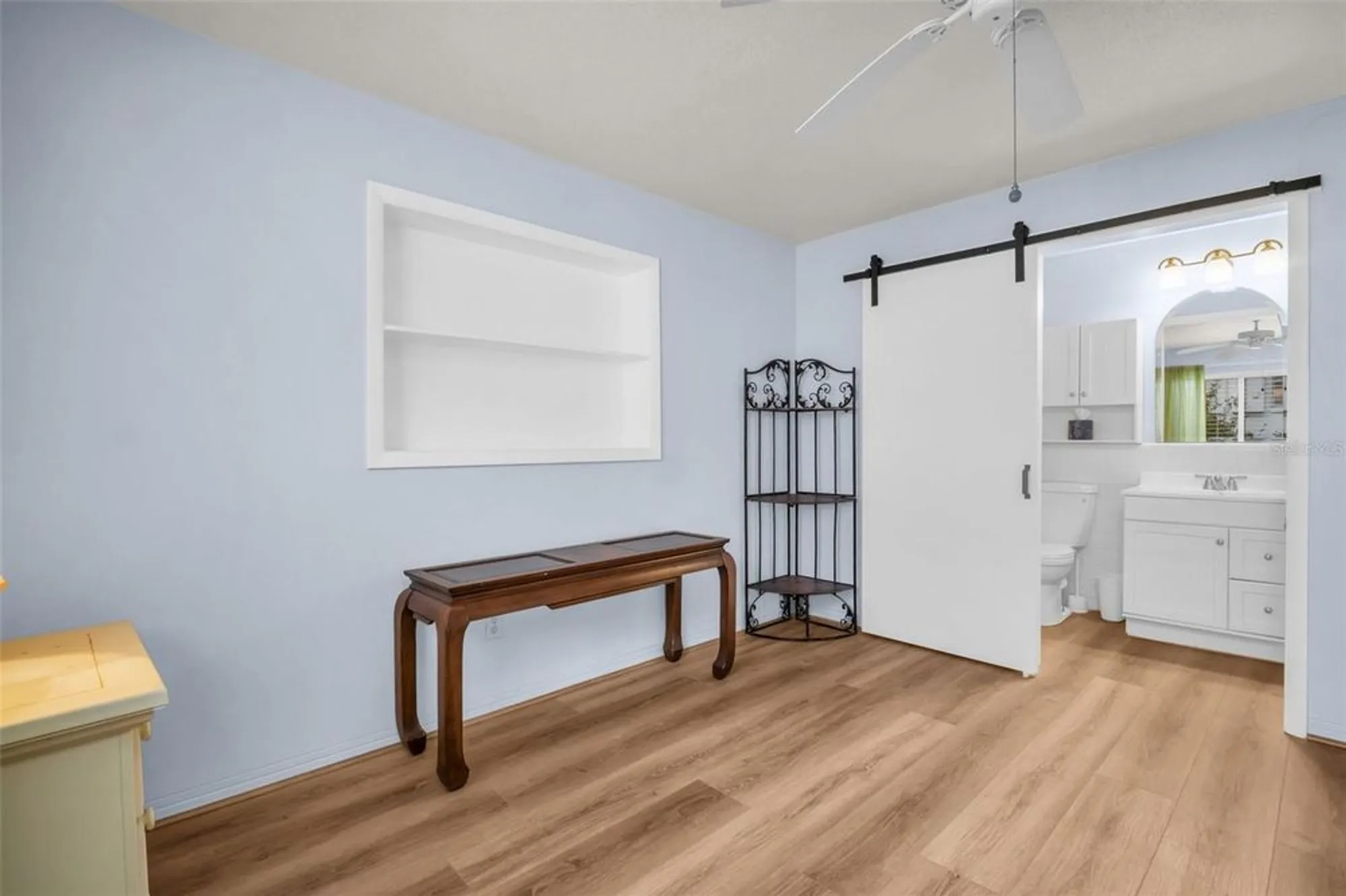 Property Slideshow image 33 of 71 | 9082 141st st, Seminole, FL, 33776