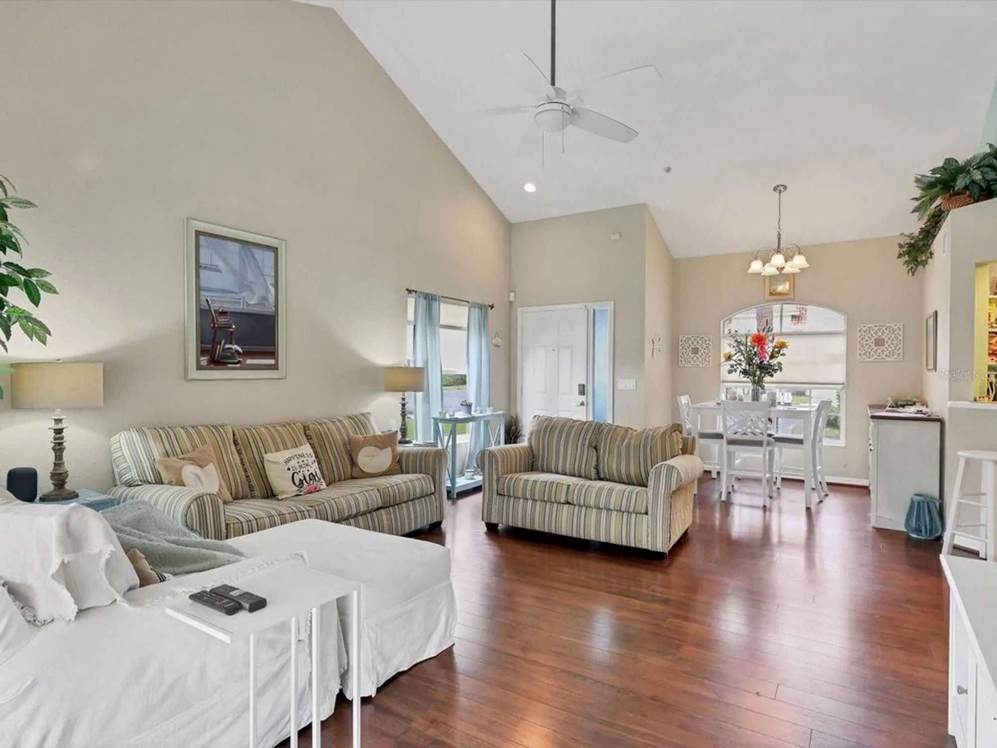 Property Slideshow image 8 of 53 | 7273 cedar hollow cir # 102, Bradenton, FL, 34203