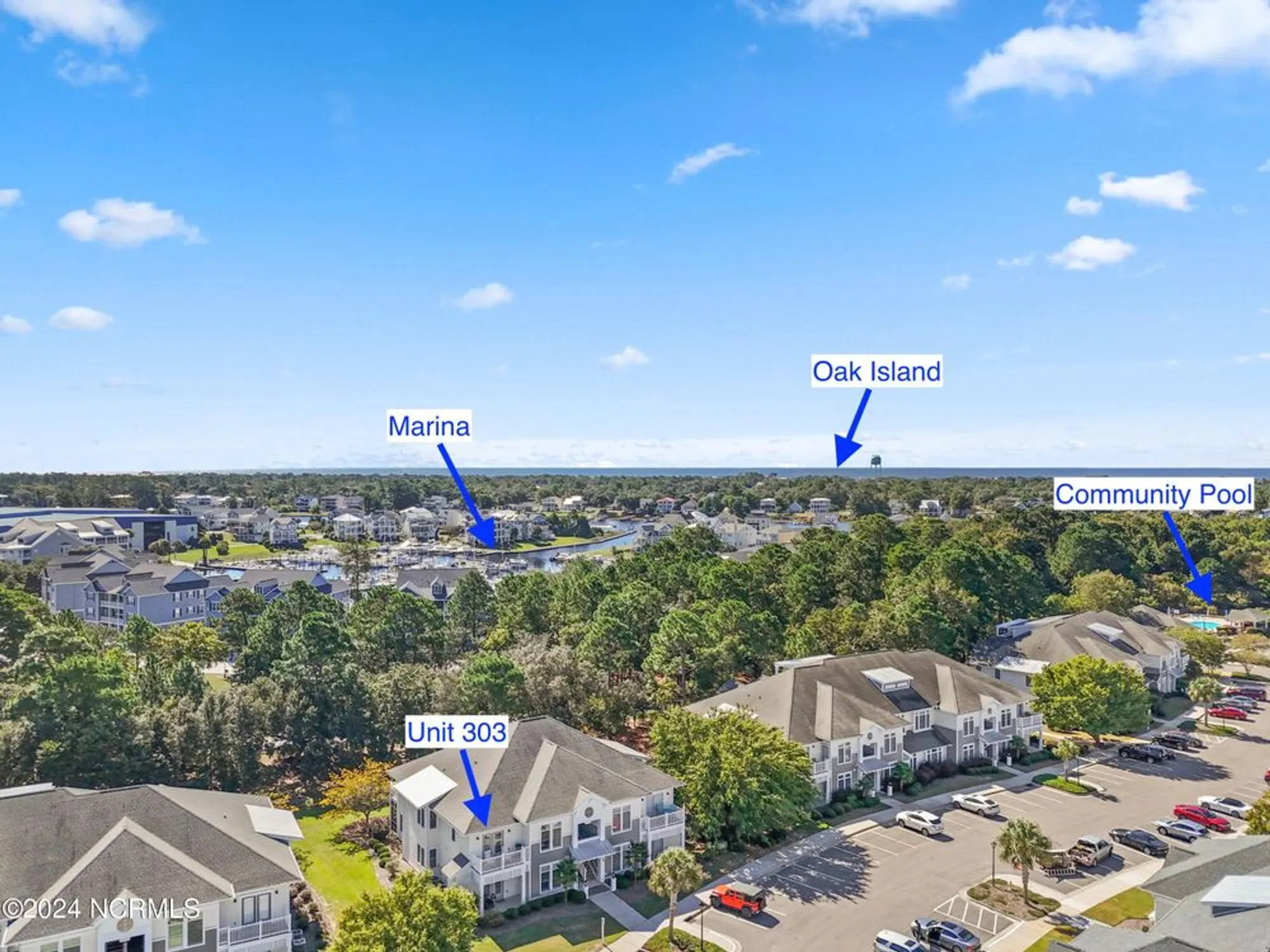 Property Slideshow image 22 of 61 | 2537 st james dr apt 303, Southport, NC, 28461