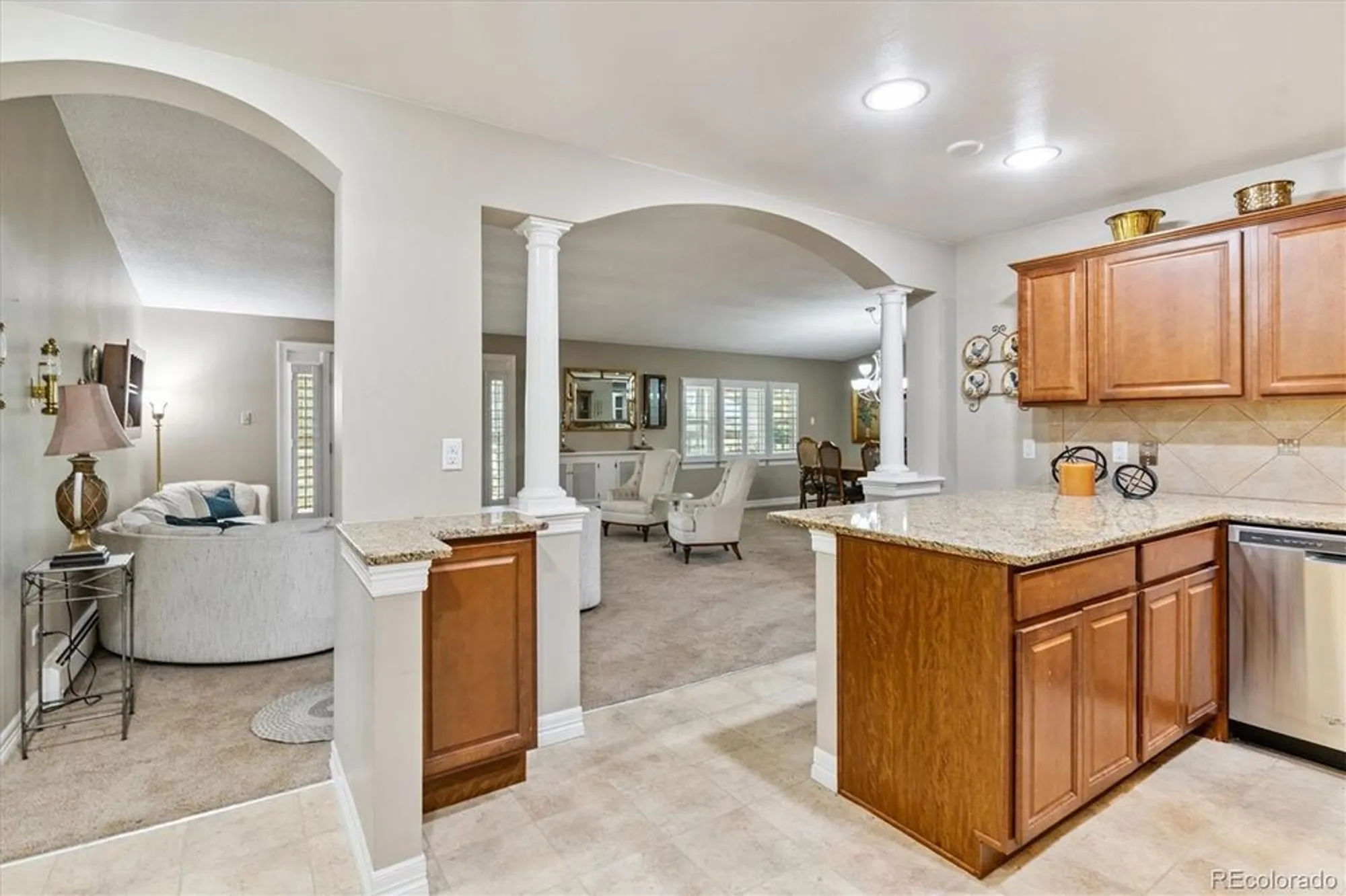 Property Slideshow image 3 of 50 | 605 s alton way apt 8d, Denver, CO, 80247