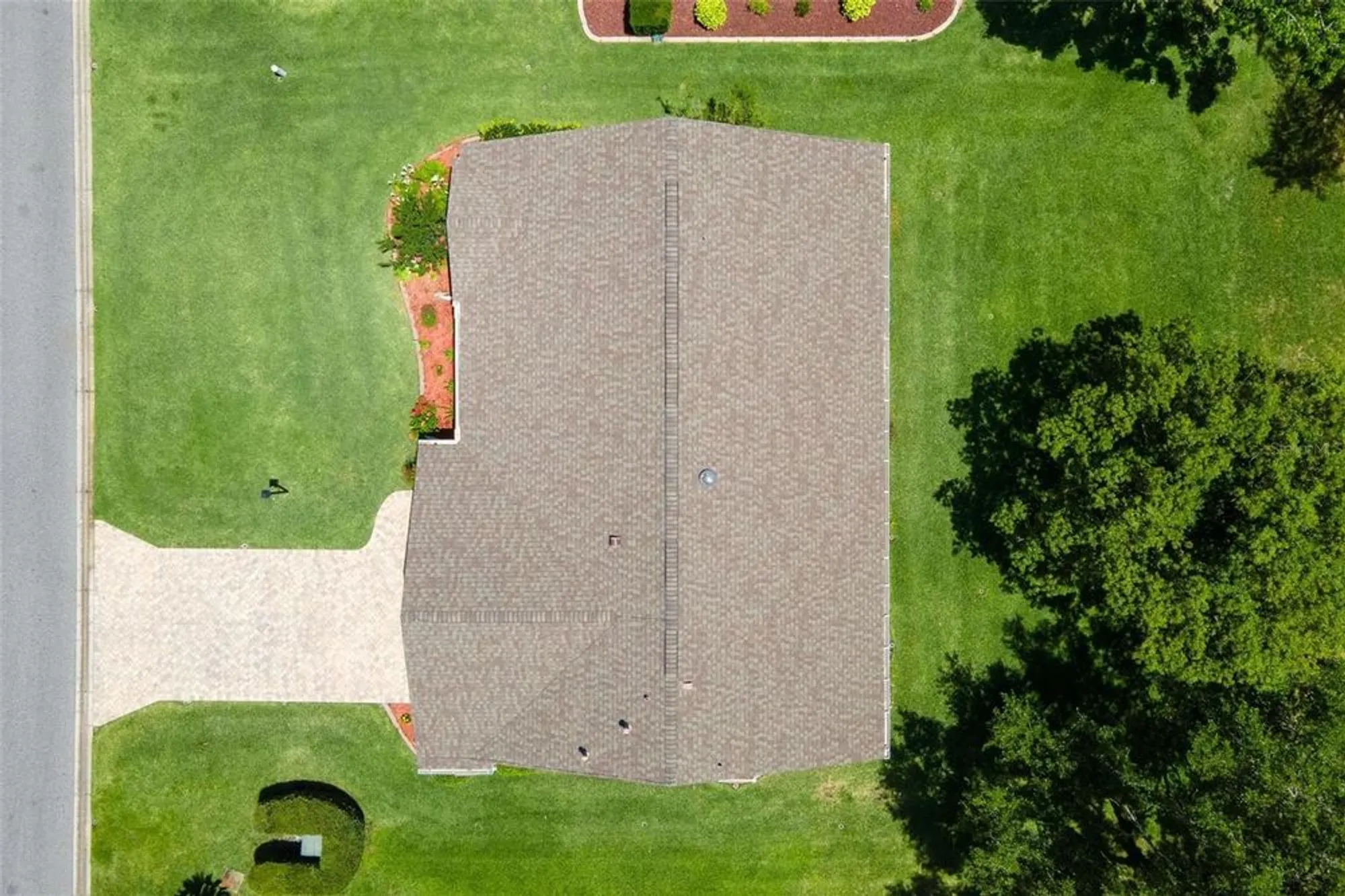 Property Slideshow image 44 of 48 | 26608 racquet cir, Leesburg, FL, 34748