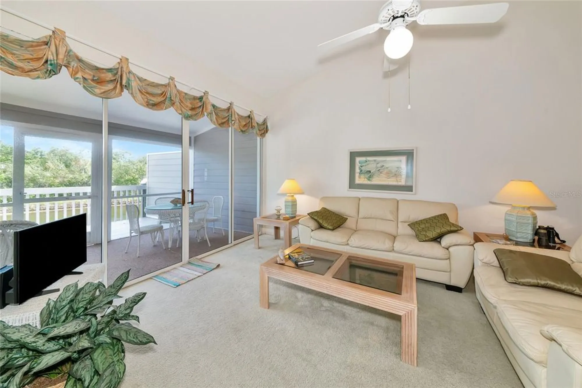 Property Slideshow image 13 of 62 | 1316 perico point cir, Bradenton, FL, 34209