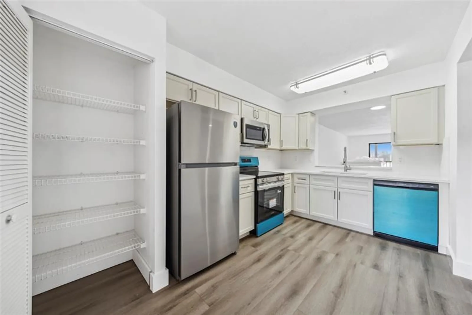 Property Slideshow image 6 of 29 | 6269 pointe regal cir 210, Delray Beach, FL, 33484