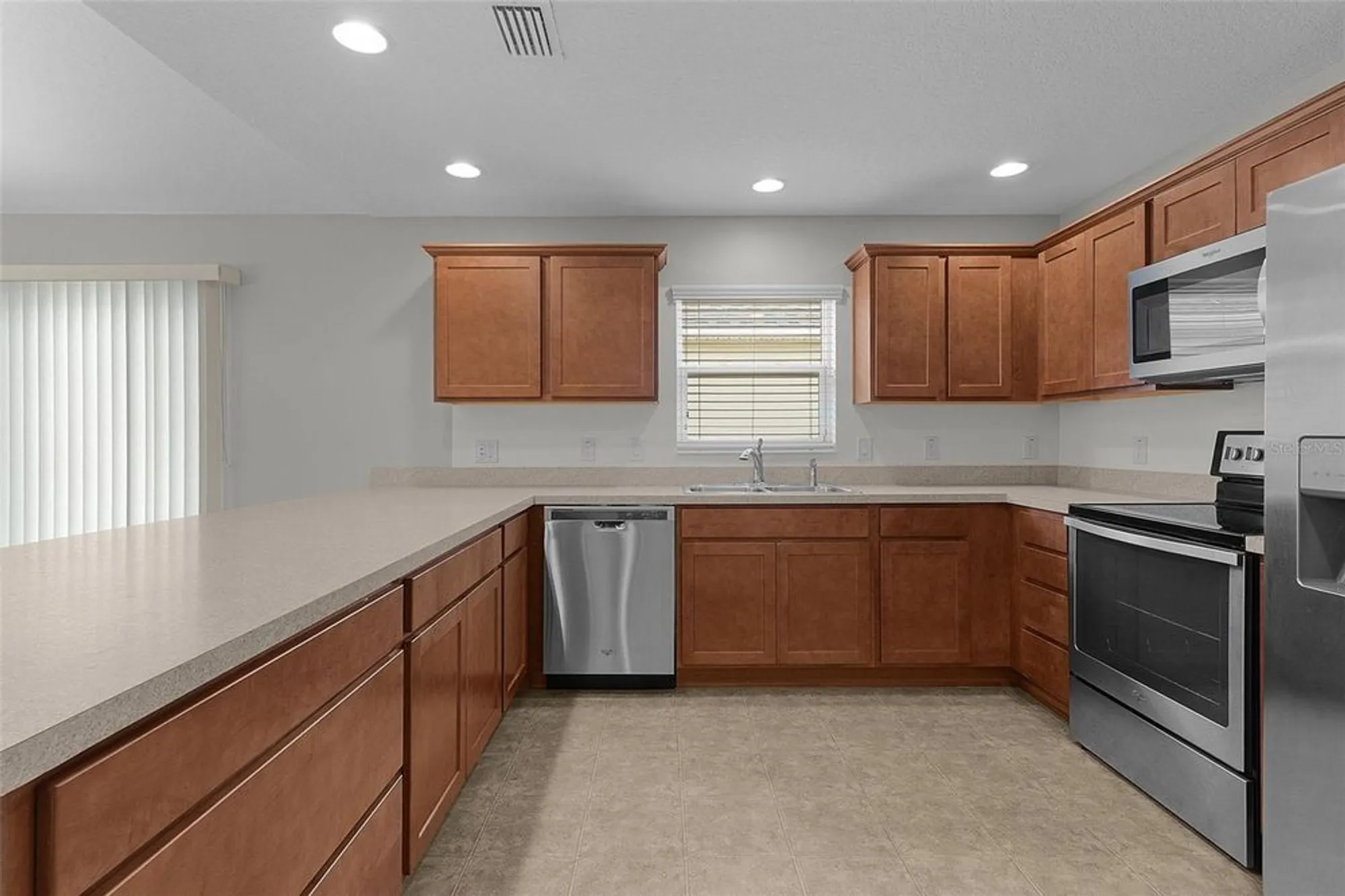 Property Slideshow image 13 of 43 | 9179 se 167th ford st, The Villages, FL, 32162