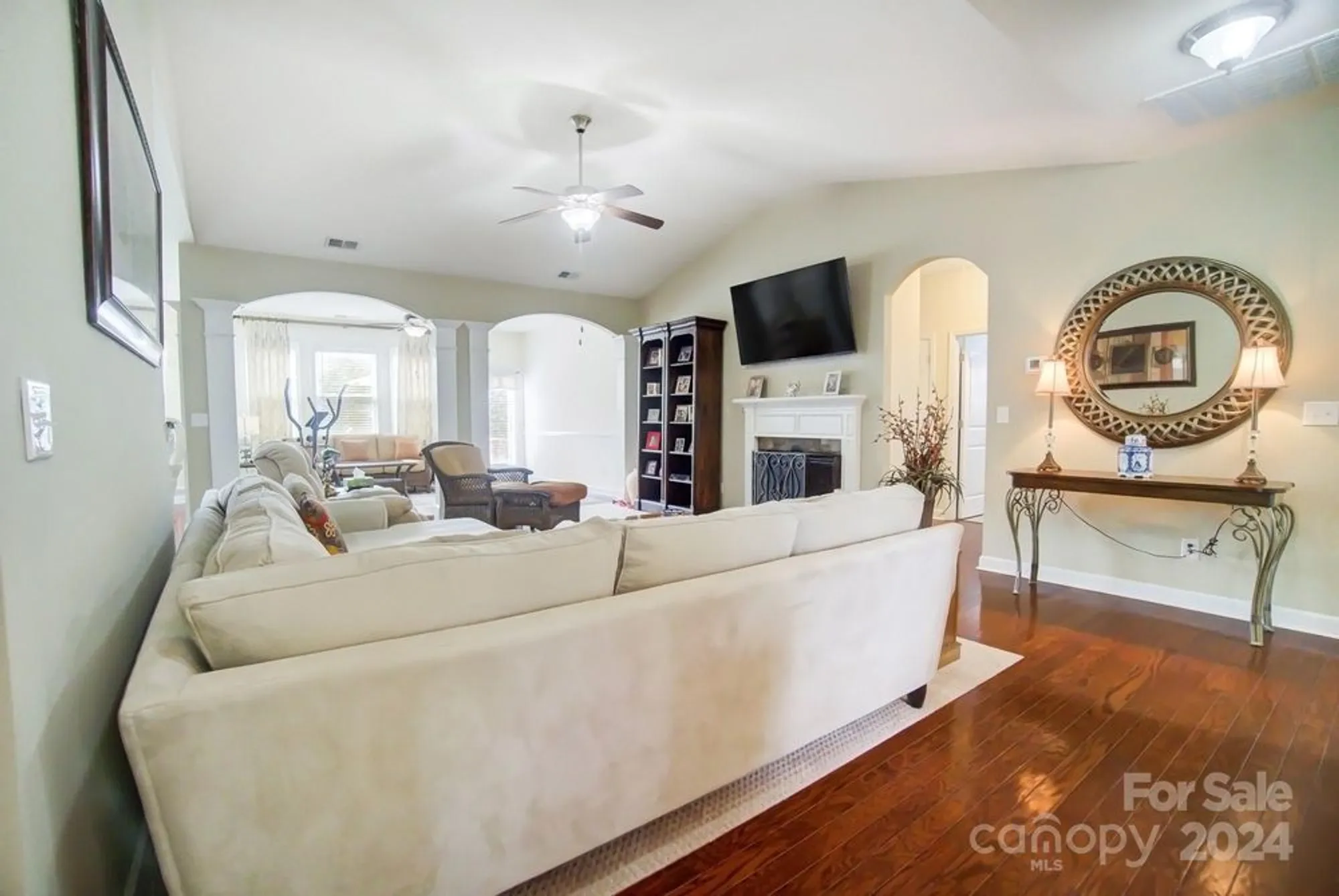 Property Slideshow image 8 of 47 | 8928 carneros creek rd, Charlotte, NC, 28214