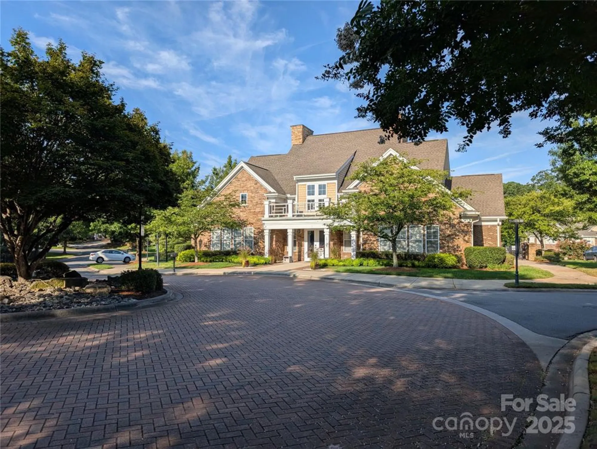 Property Slideshow image 19 of 22 | 2741 circa dr, Matthews, NC, 28105