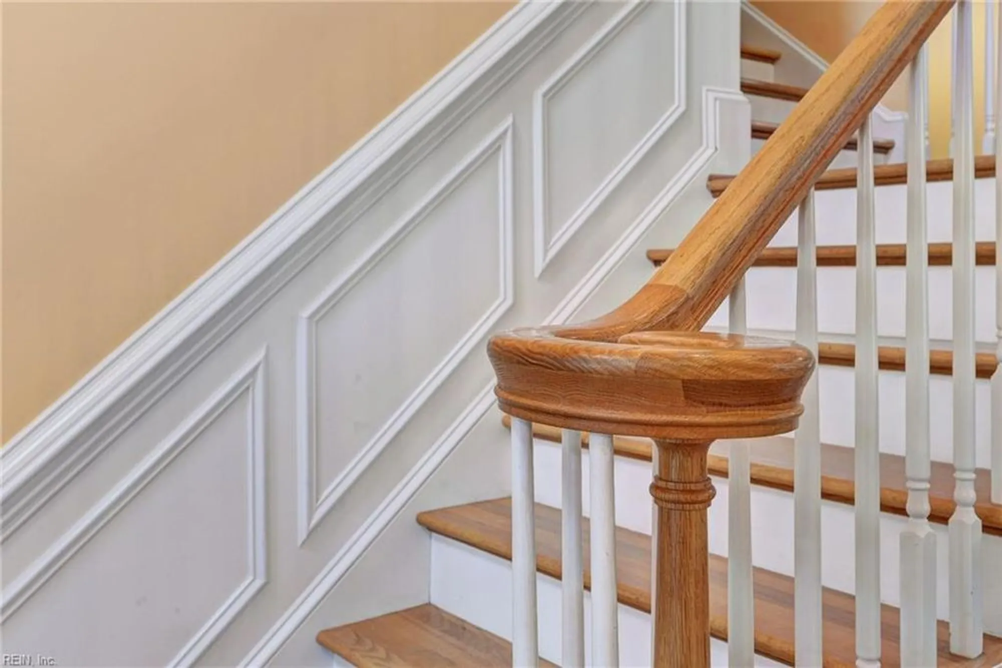 Property Slideshow image 24 of 37 | 104 nottinghamshire, Williamsburg, VA, 23188