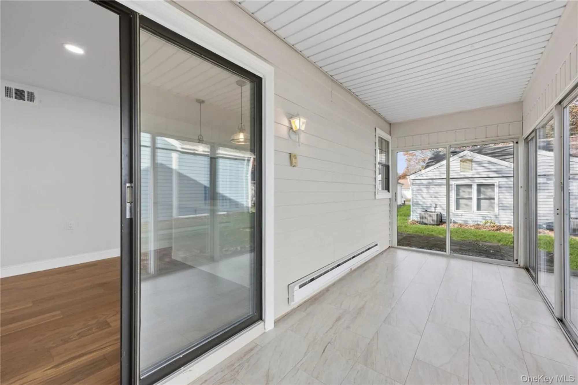 Property Slideshow image 9 of 13 | 145 edinburgh dr, Ridge, NY, 11961