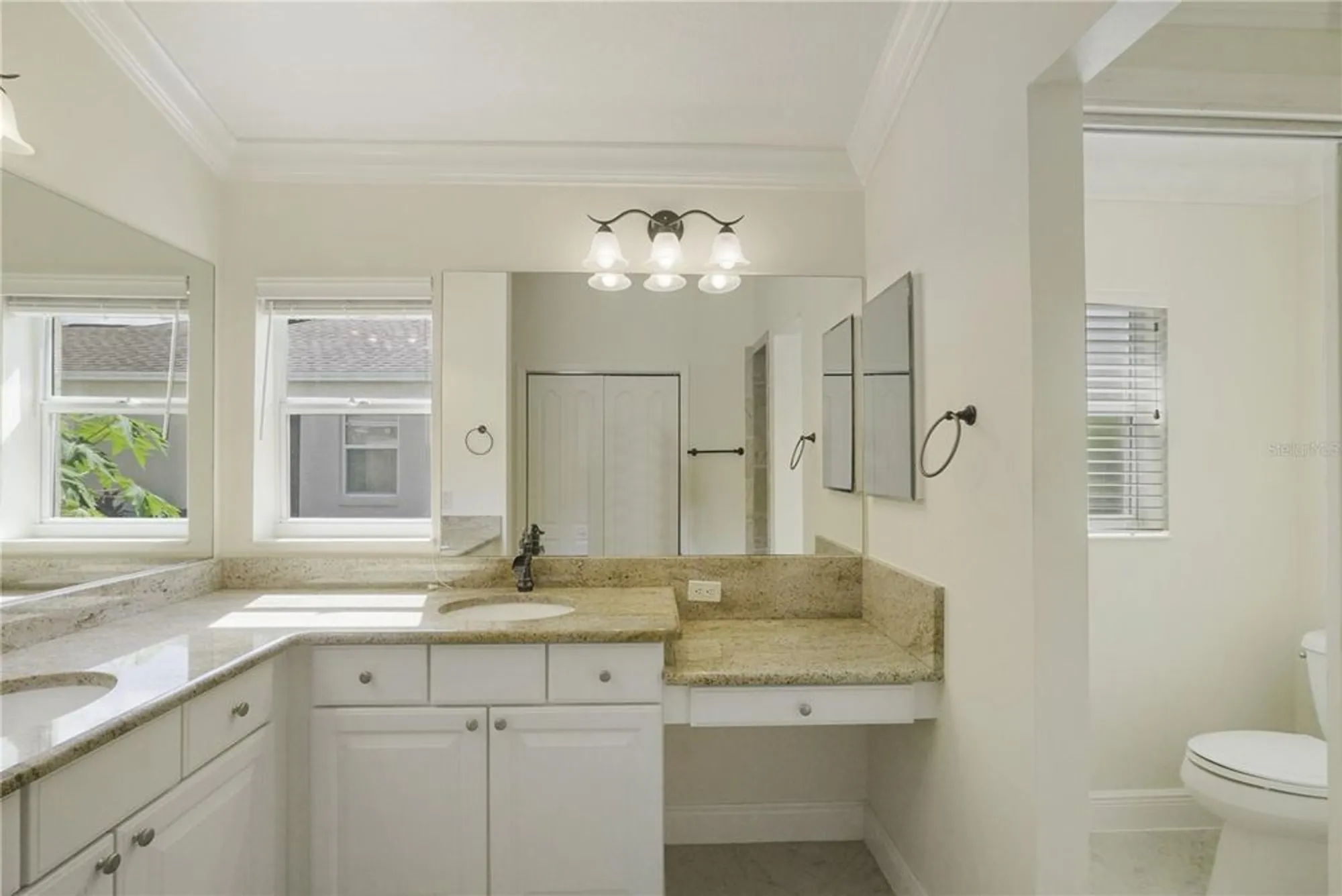 Property Slideshow image 28 of 44 | 445 society hill cir, The Villages, FL, 32162