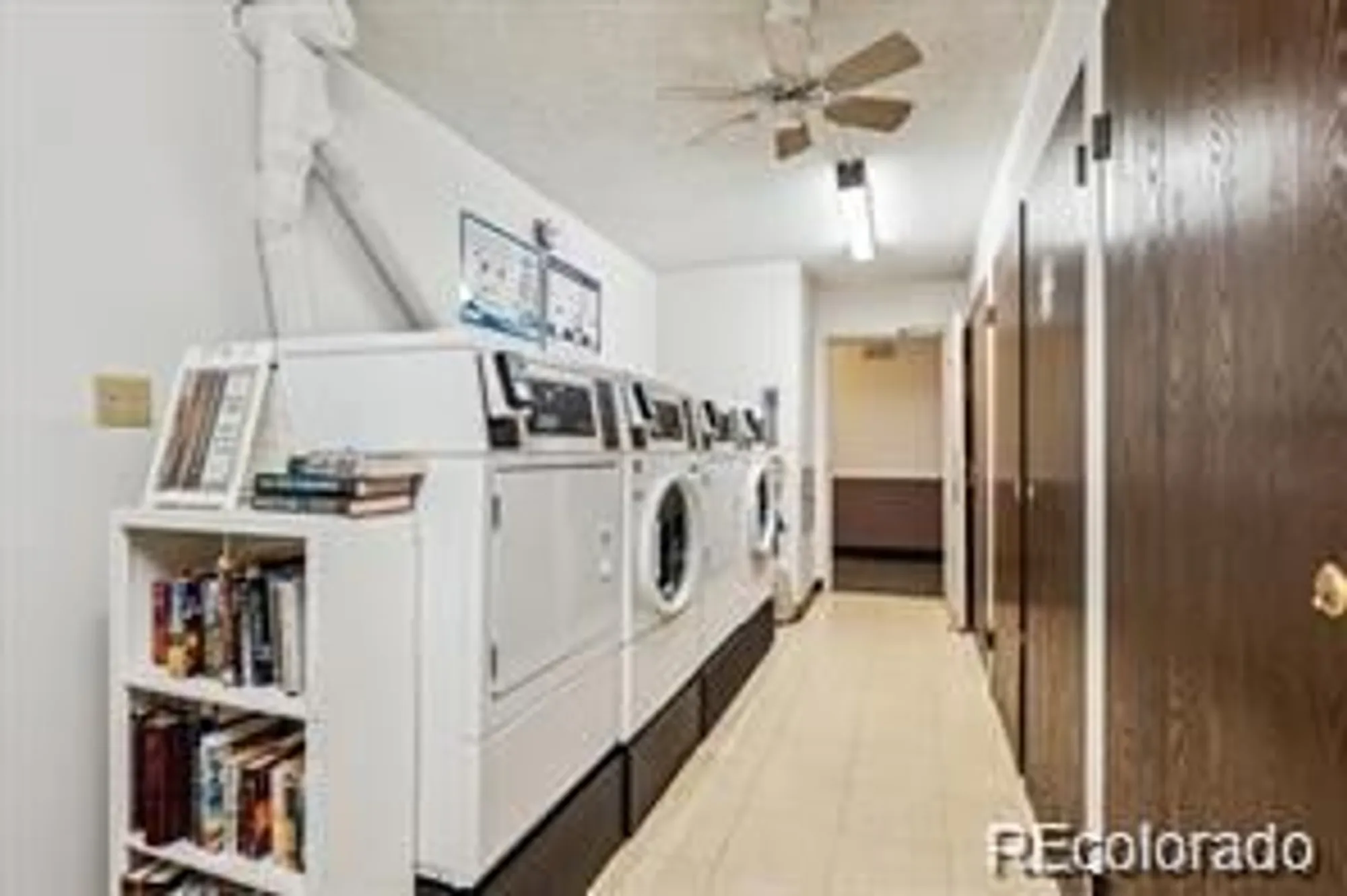 Property Slideshow image 13 of 20 | 3184 s heather gardens way 212, Aurora, CO, 80014