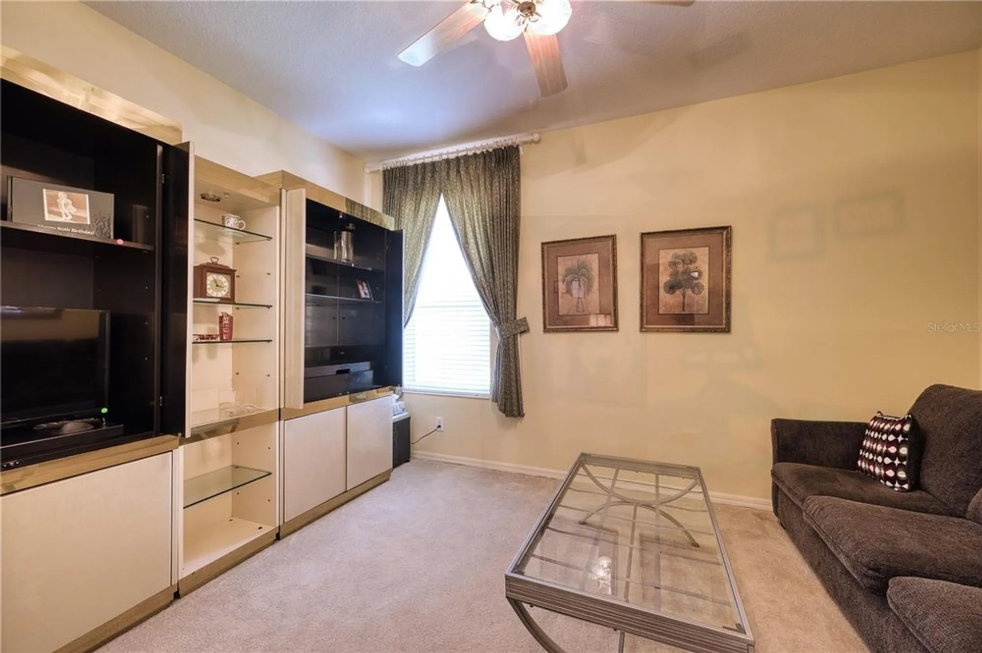 Property Slideshow image 9 of 39 | 8014 victoria falls cir, Sarasota, FL, 34243