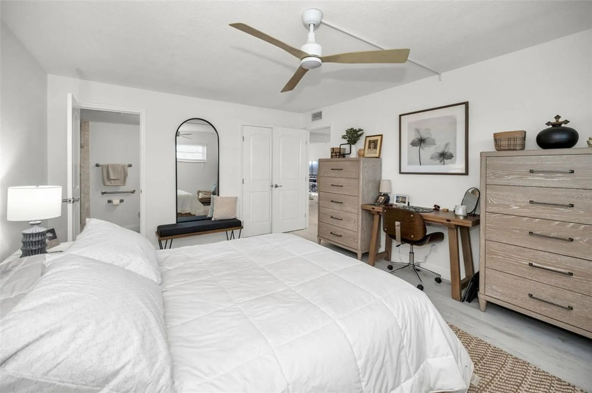 Property Slideshow image 27 of 75 | 7420 bay island dr 374, South Pasadena, FL, 33707