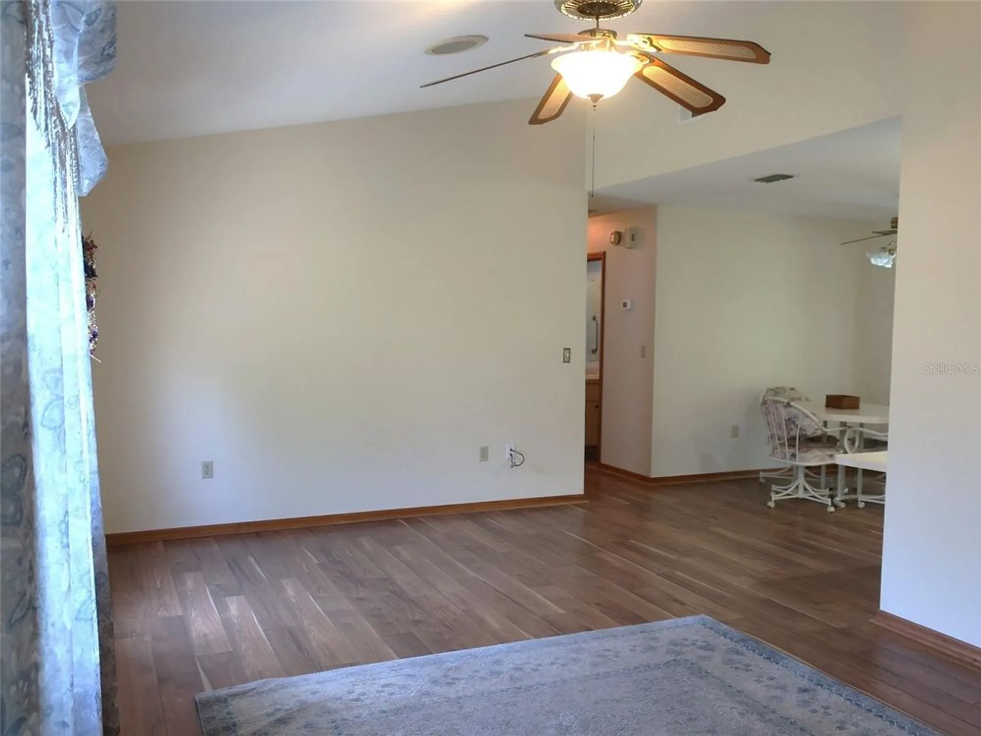 Property Slideshow image 7 of 49 | 15 aberdeen cir, Leesburg, FL, 34788