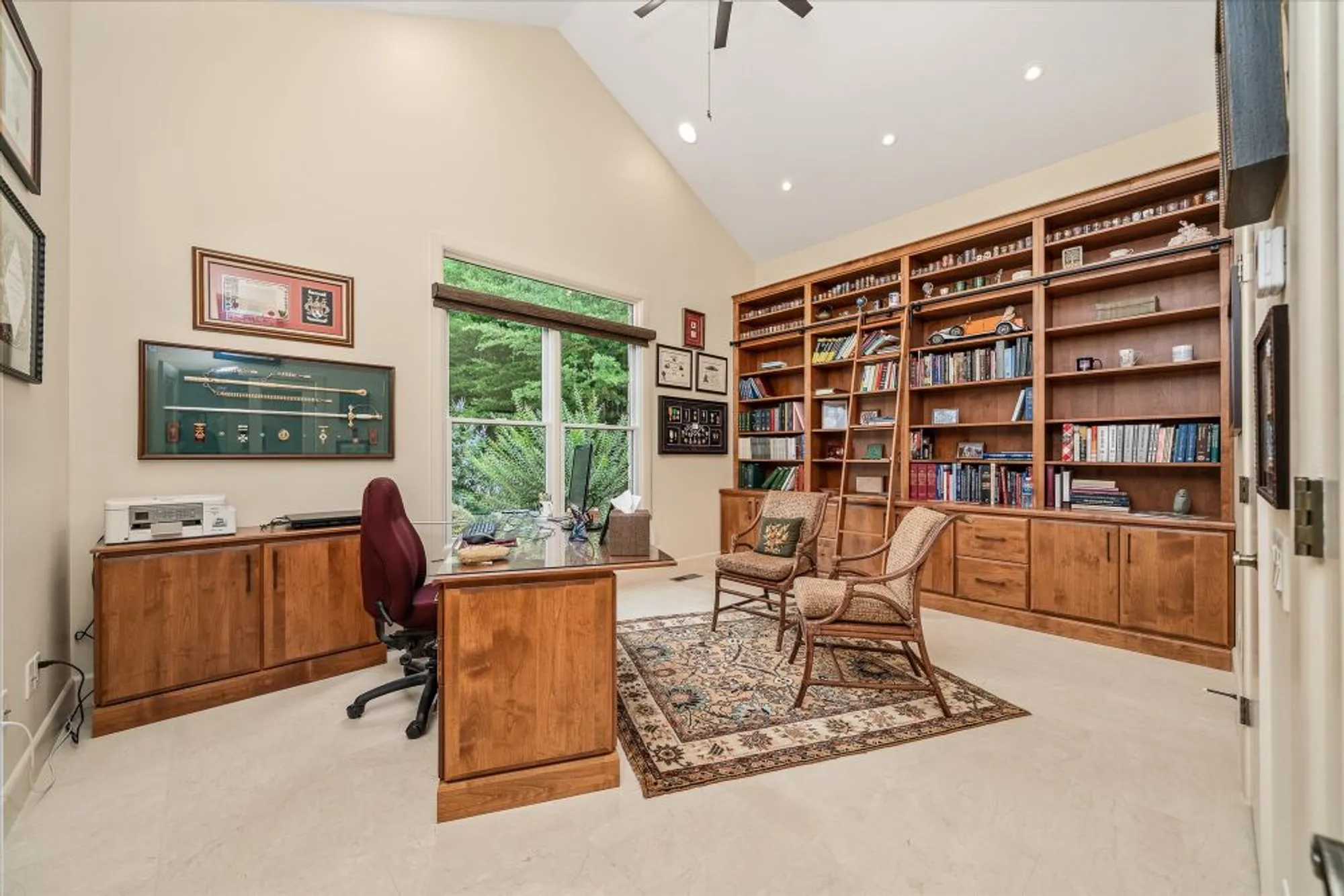 Property Slideshow image 28 of 81 | 61 bluff view ct, Crossville, TN, 38558