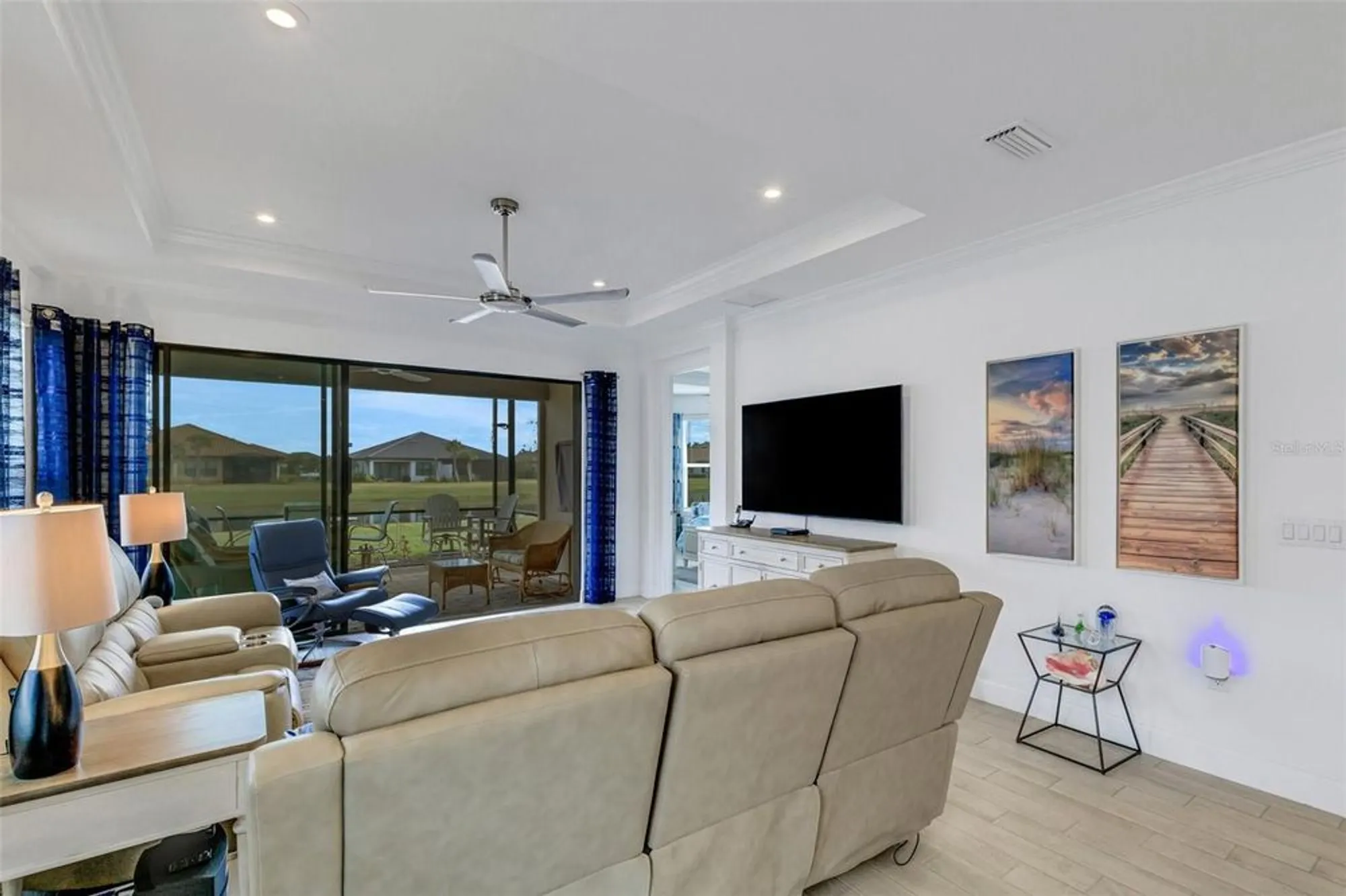 Property Slideshow image 15 of 57 | 4727 motta ct, Bradenton, FL, 34211