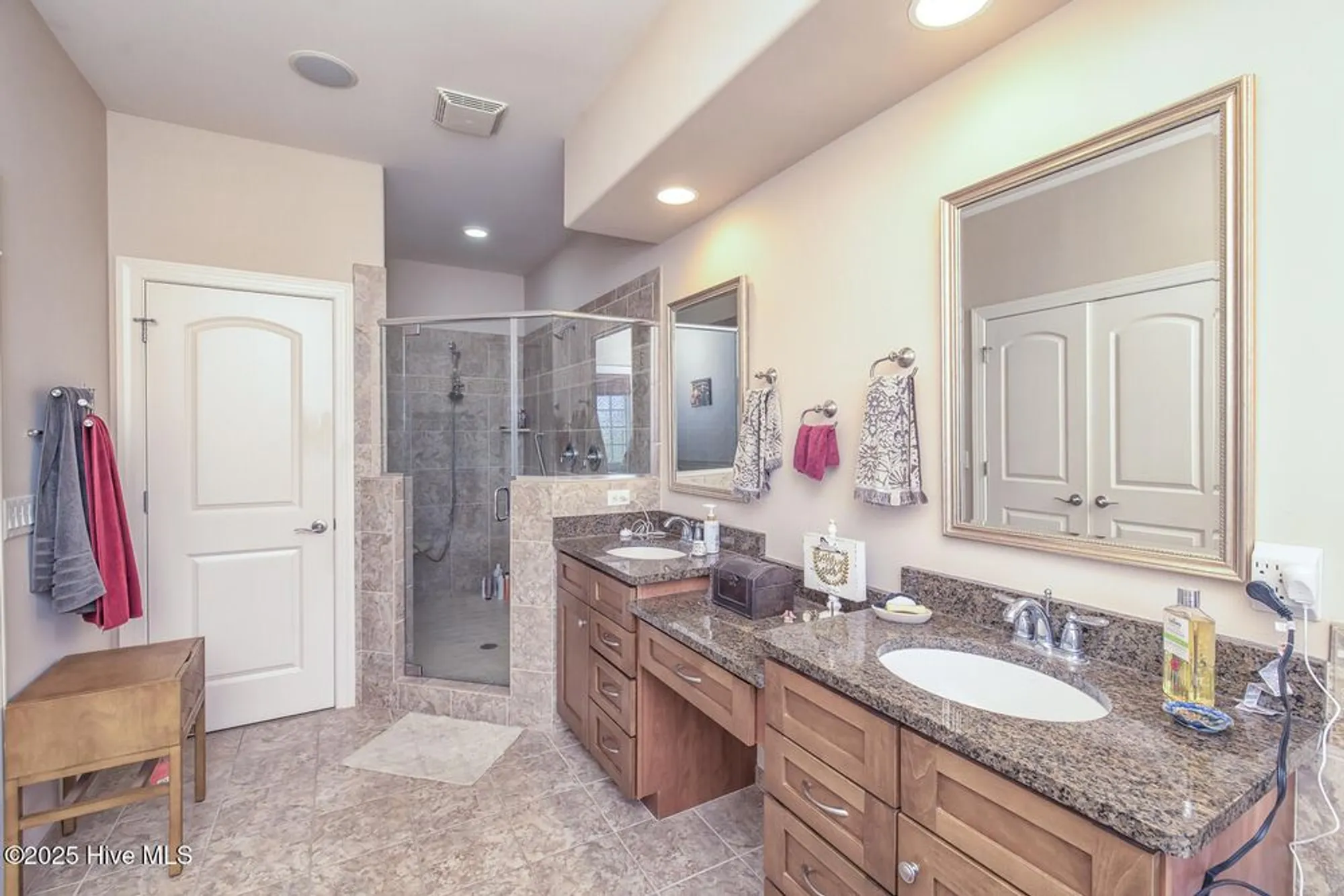 Property Slideshow image 16 of 46 | 2115 villamar dr, Leland, NC, 28451