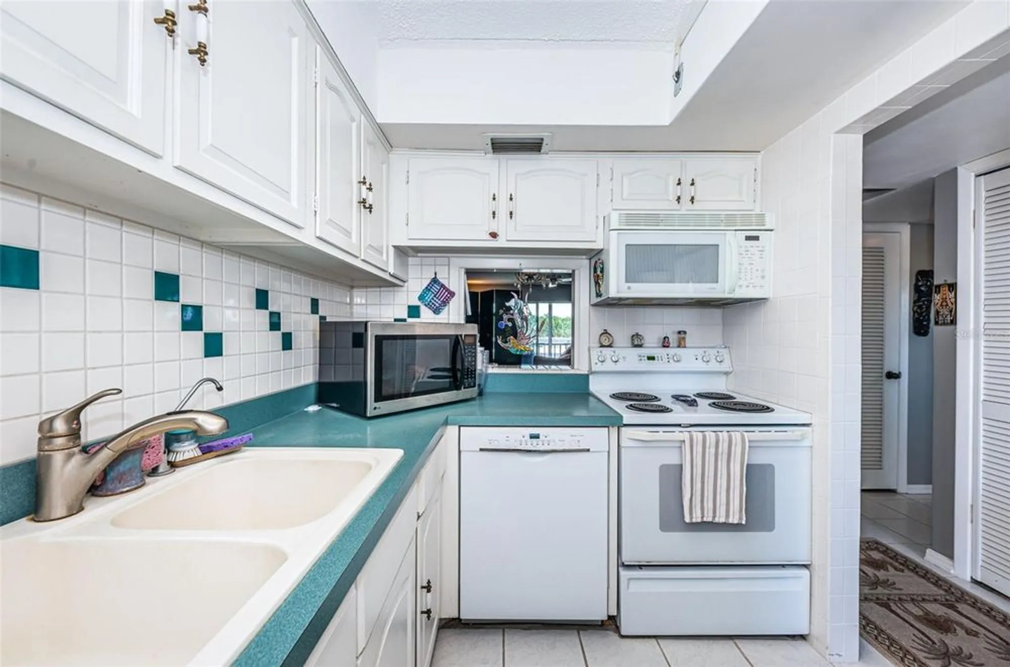 Property Slideshow image 20 of 89 | 1 boca ciega point blvd apt 314, Saint Petersburg, FL, 33708