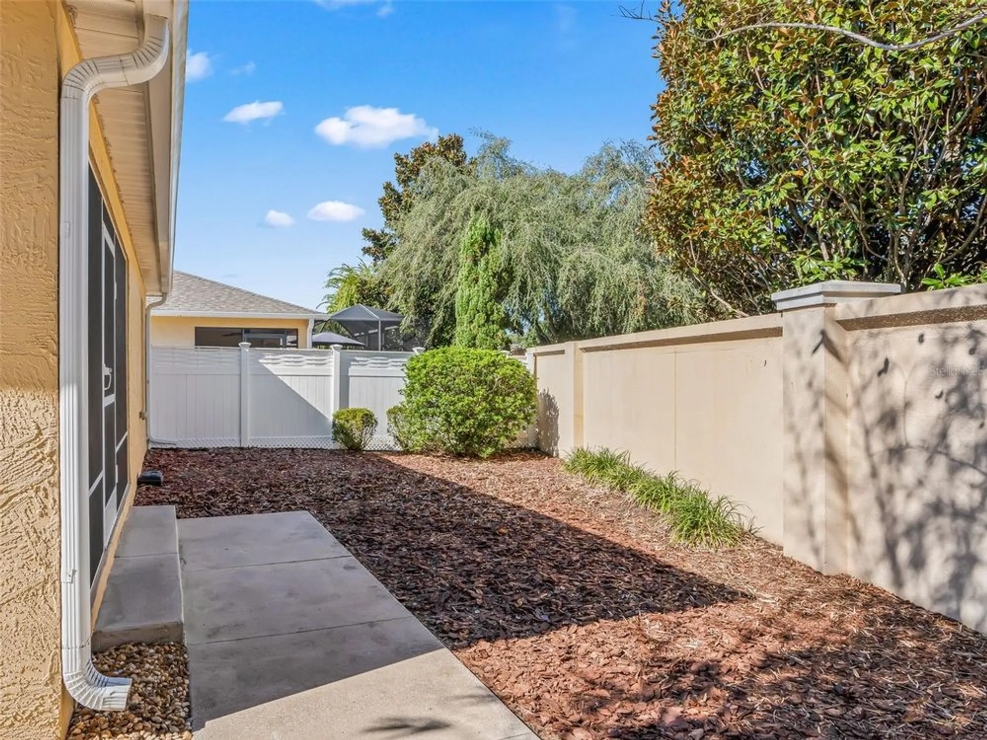 Property Slideshow image 27 of 38 | 2169 smoaks st, The Villages, FL, 32162