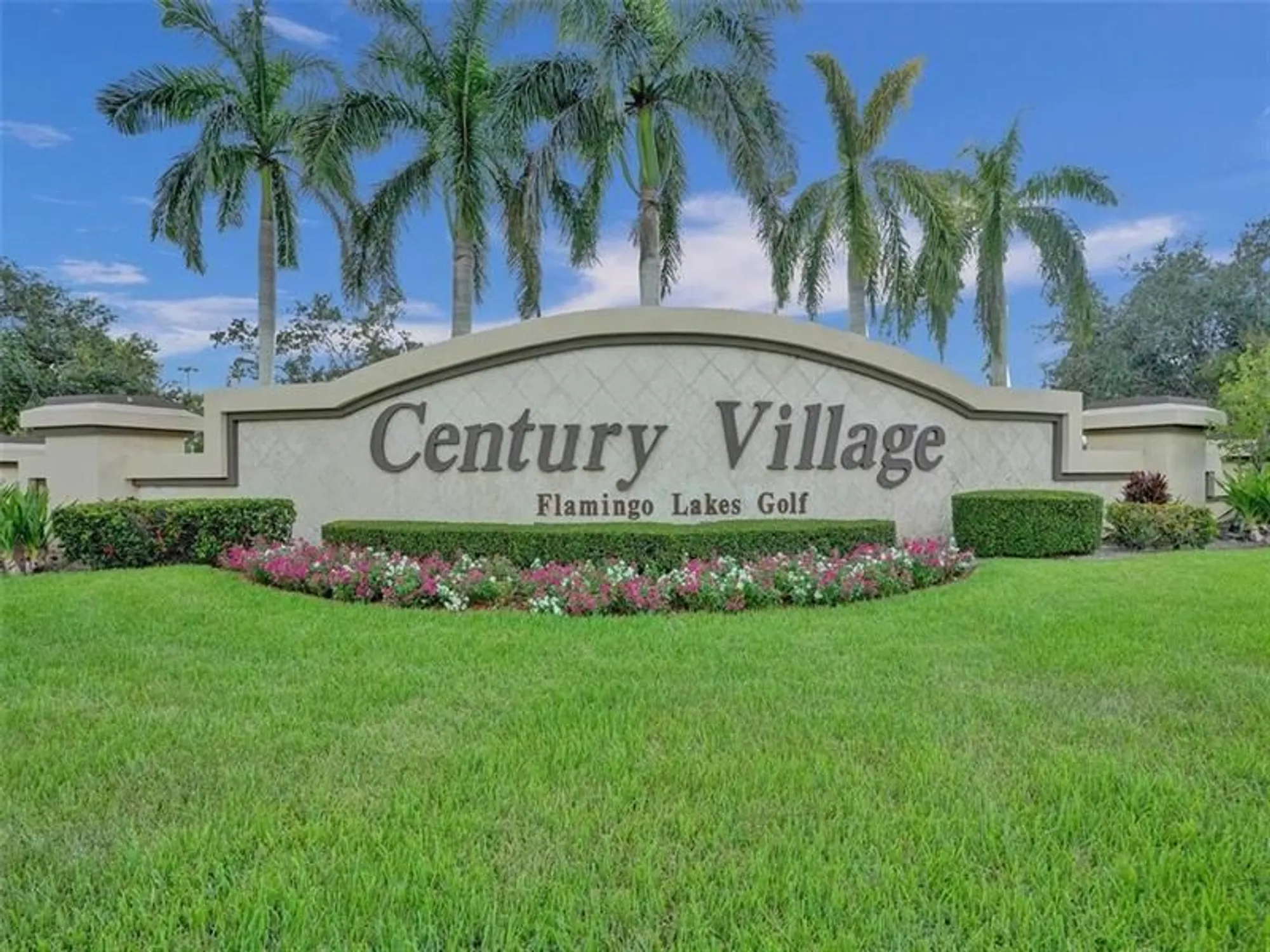 Property Slideshow image 4 of 22 | 800 sw 125th way, Pembroke Pines, FL, 33027